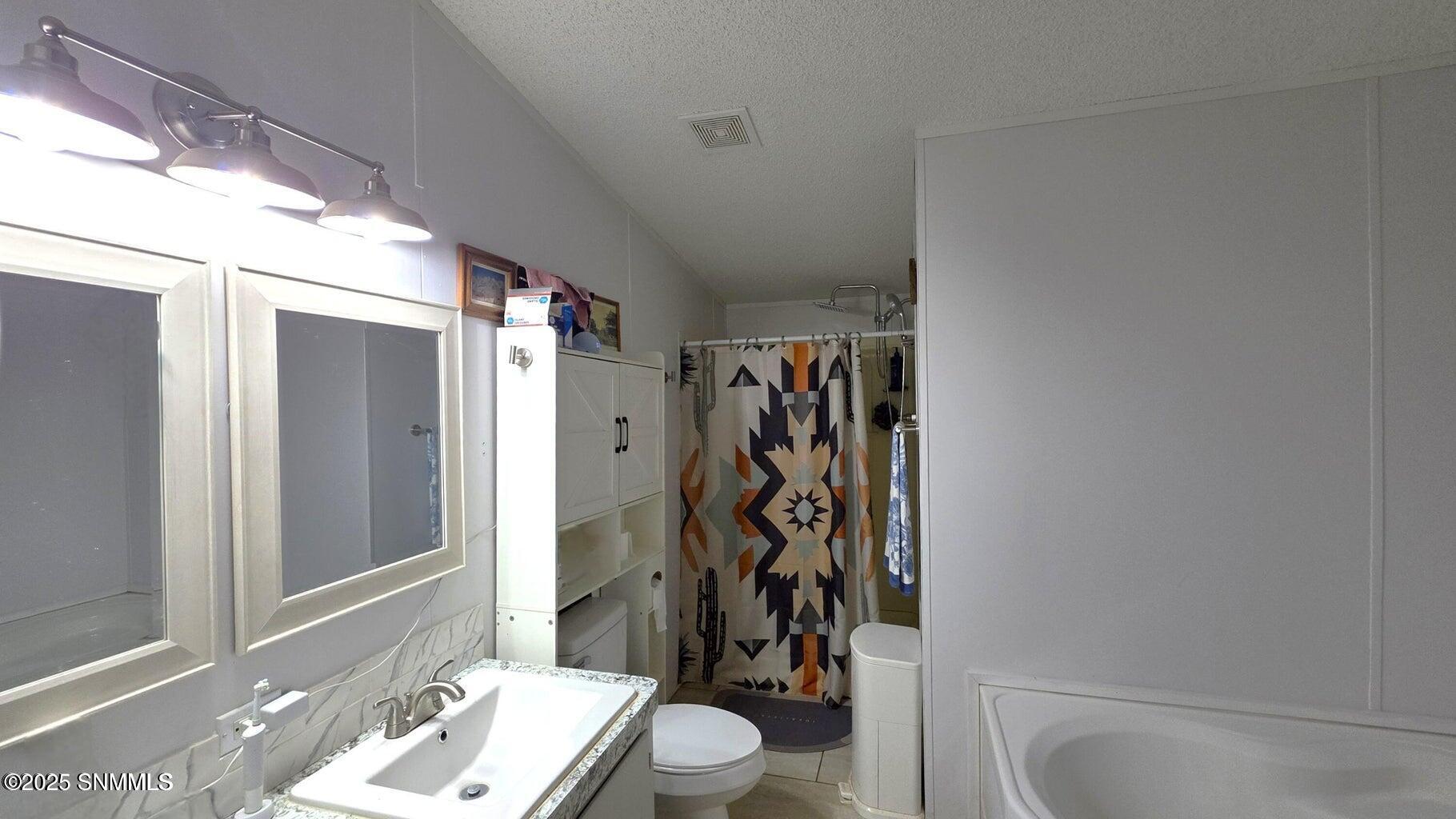 20250813215046096340000000-o