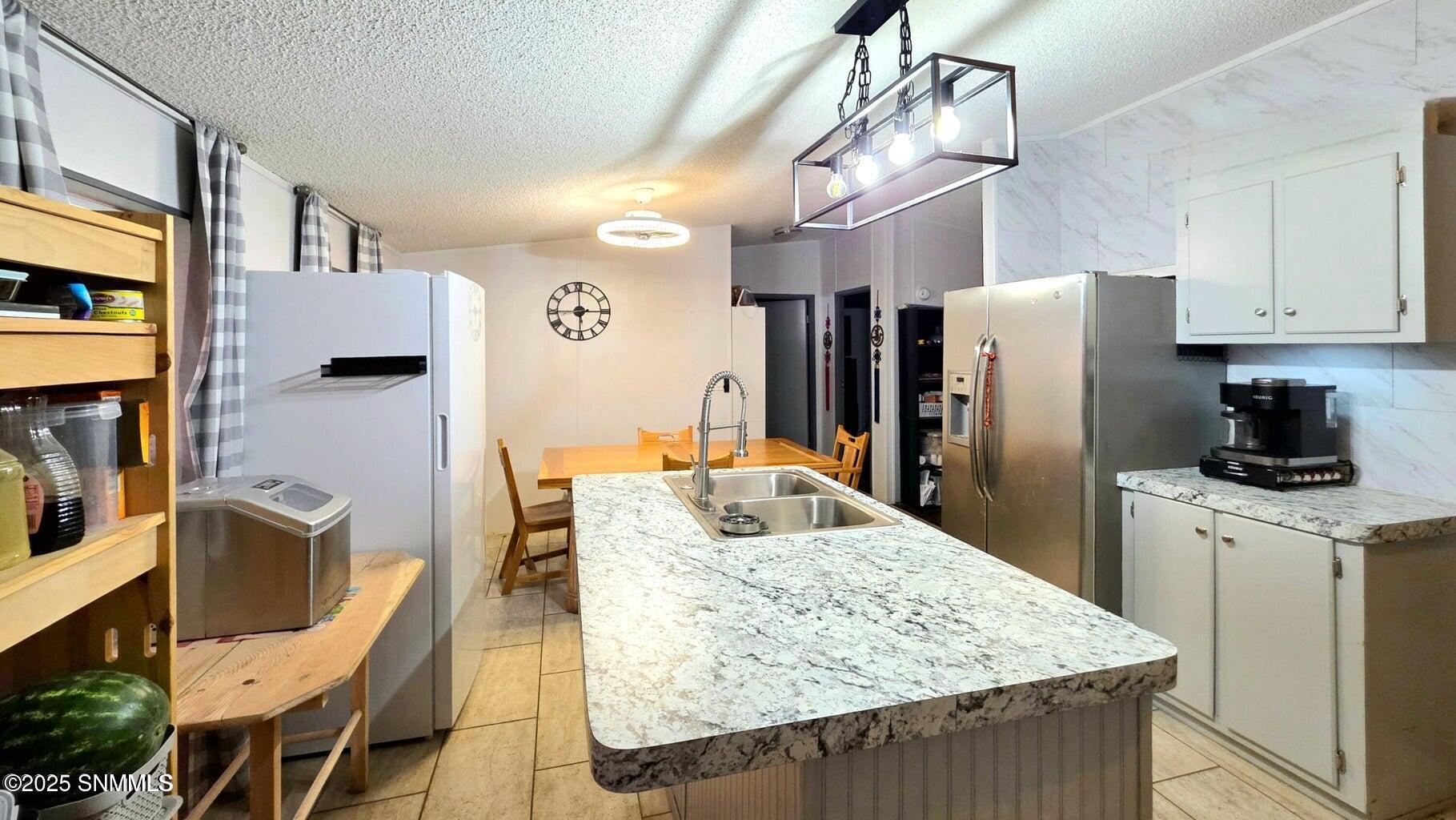 20250813215029050219000000-o