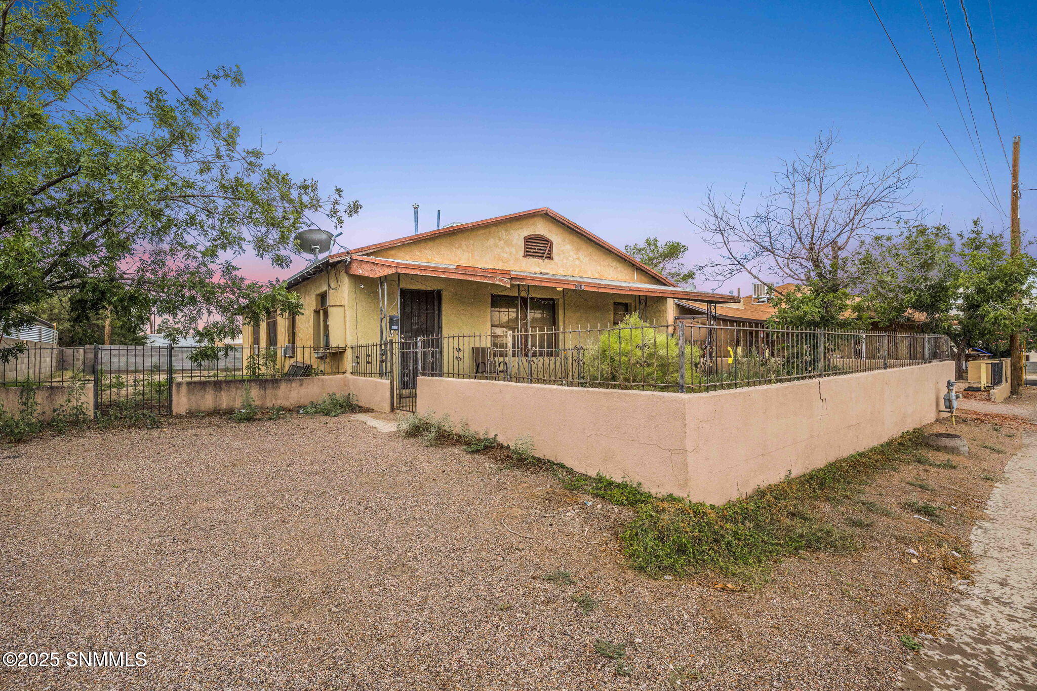 22-web-or-mls-Snappin Homes (Lucero318)-