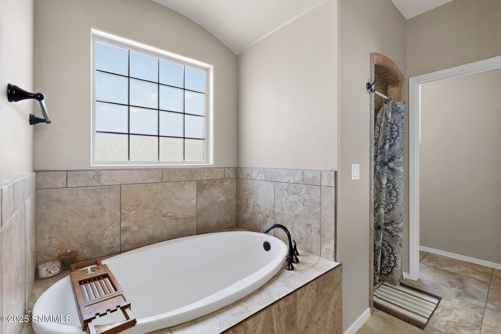 22-038_3D-Casas-3609-San-Clemente-Ave-08