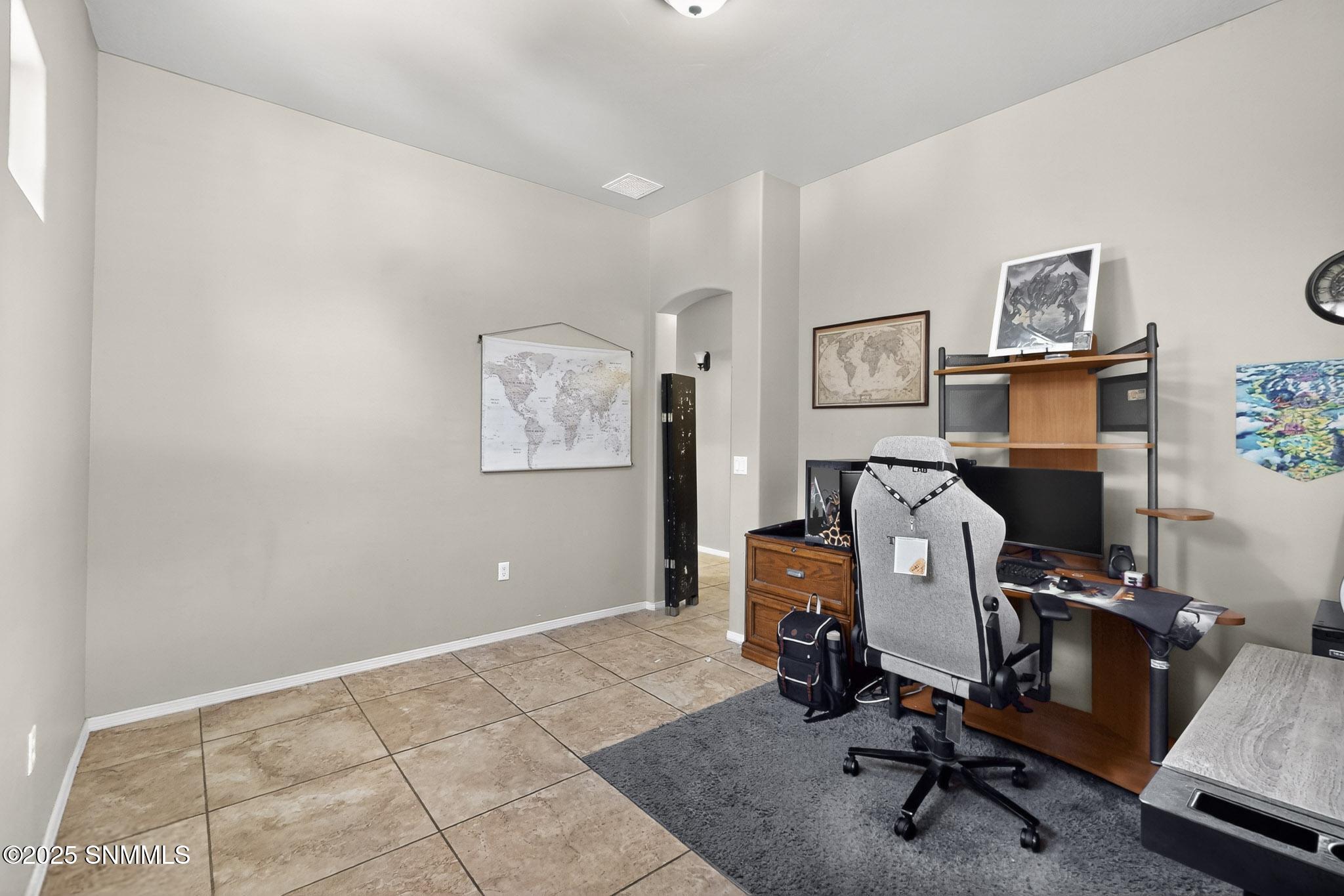 32-016_3D-Casas-3609-San-Clemente-Ave-08