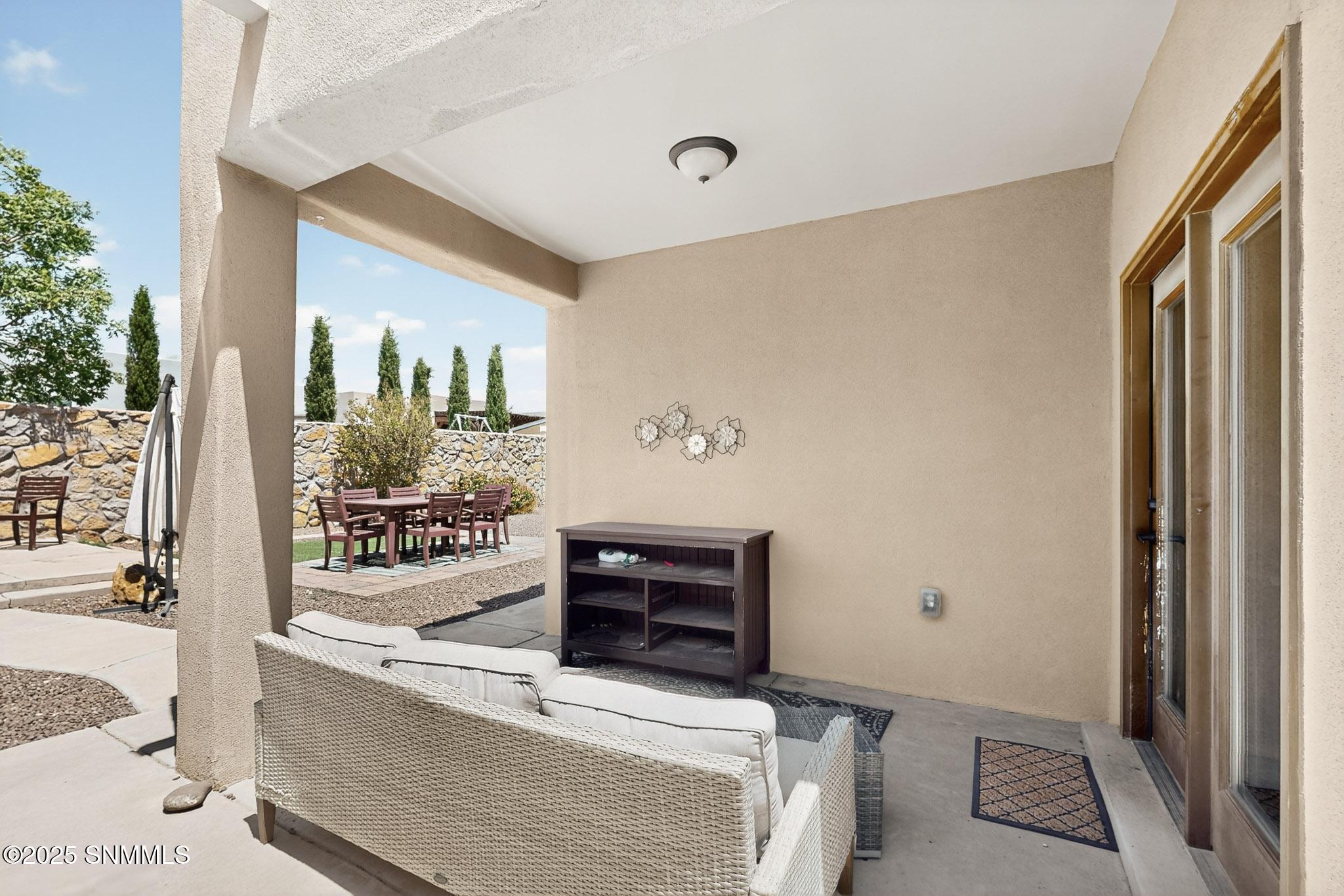 36-012_3D-Casas-3609-San-Clemente-Ave-08