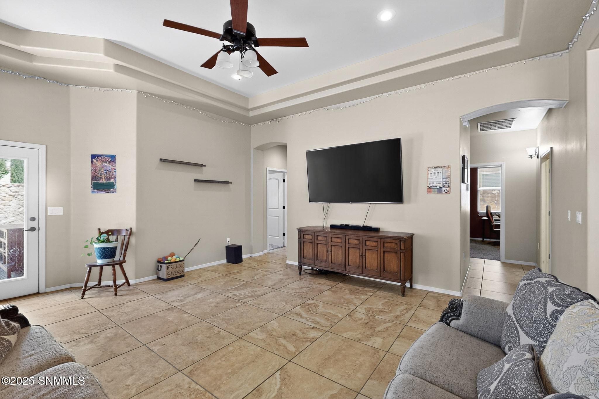 6-025_3D-Casas-3609-San-Clemente-Ave-081