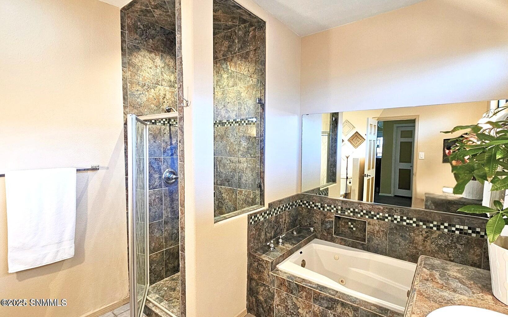 20250315135610128814000000-o