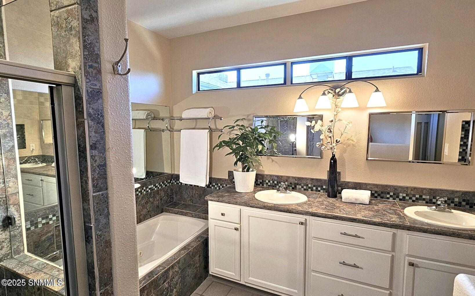 20250315135704582429000000-o