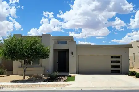 6111 Firefly Avenue, Las Cruces, New Mexico 88012, 3 Bedrooms Bedrooms, ,2 BathroomsBathrooms,Residential,For Sale,Firefly,2502861