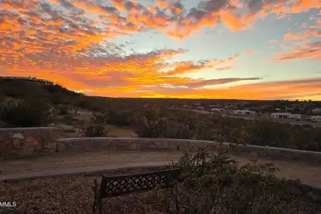 5699 Good News Way, Las Cruces, New Mexico 88007, 3 Bedrooms Bedrooms, ,3 BathroomsBathrooms,Residential,For Sale,Good News,2502865