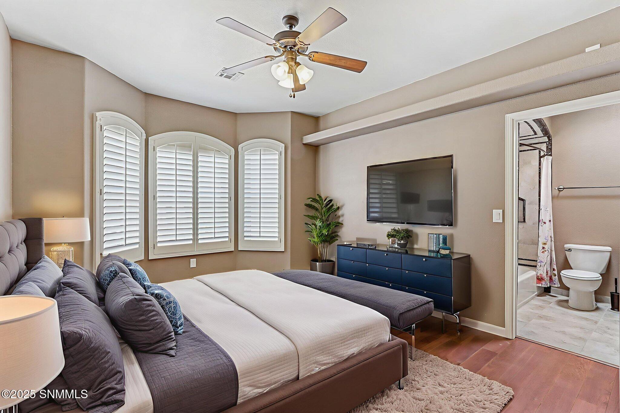 80-web-or-mls-IMG_6708 virtually staged