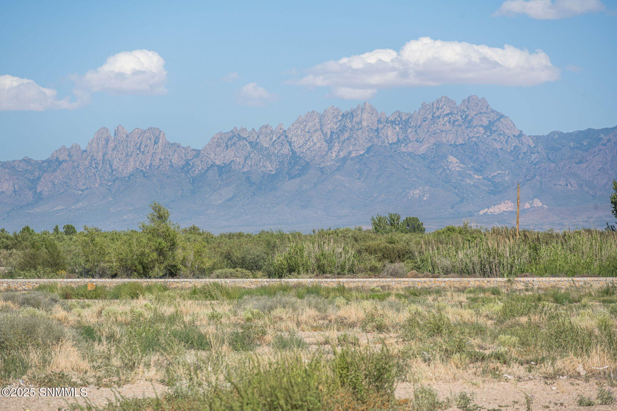 21-web-or-mls-Snappin Homes (R1910904_Vi