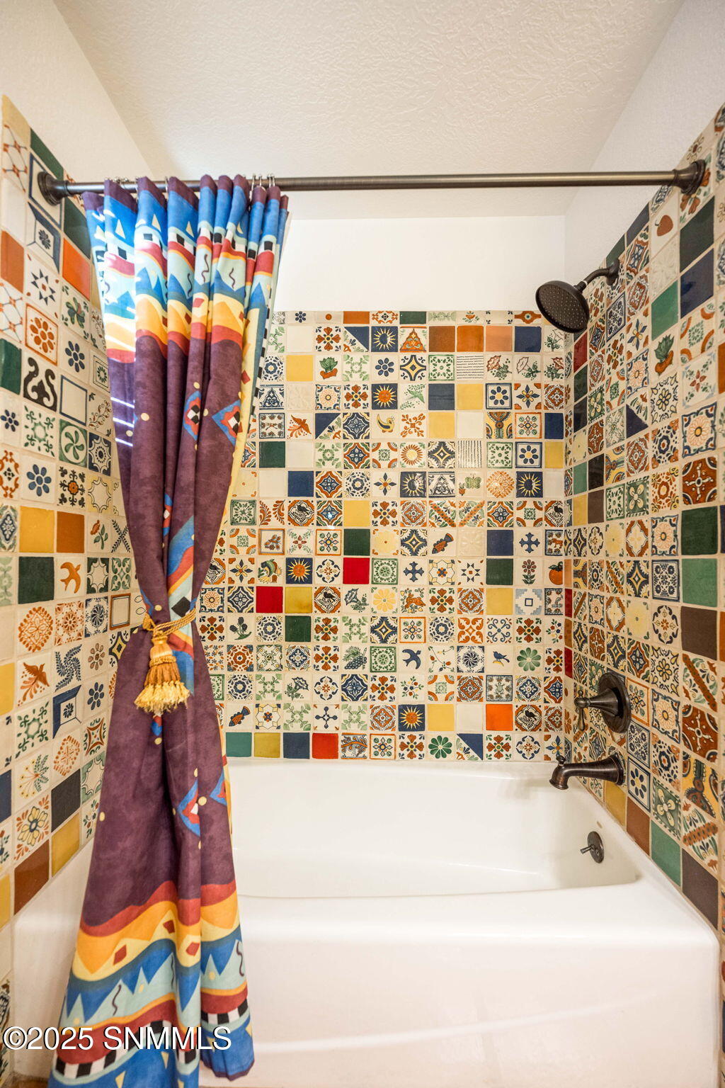 60-web-or-mls-Snappin Homes (Estrada3070