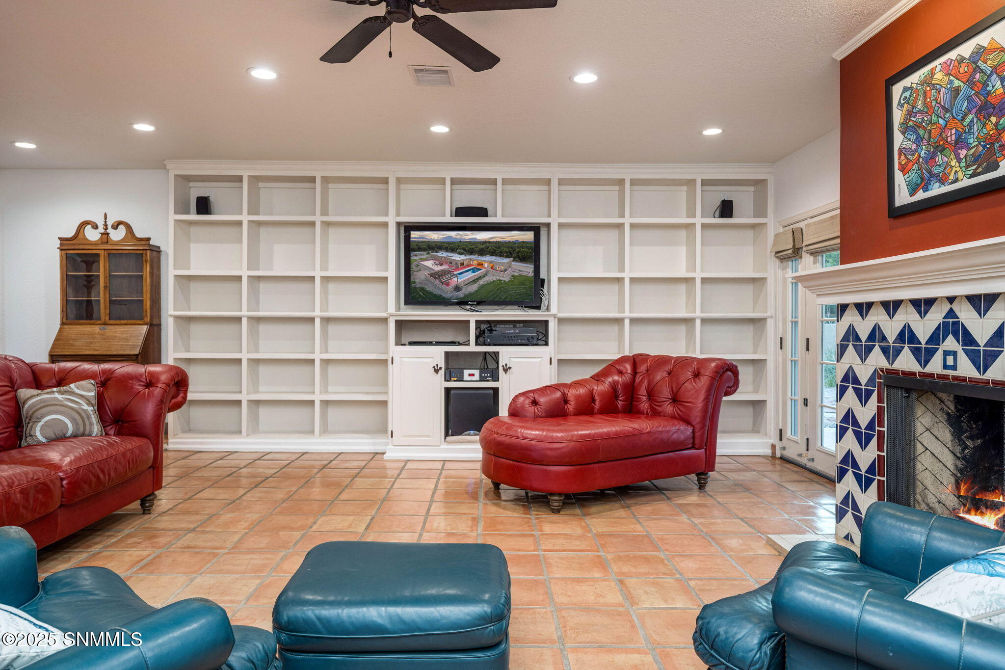 69-web-or-mls-Snappin Homes (Estrada3070