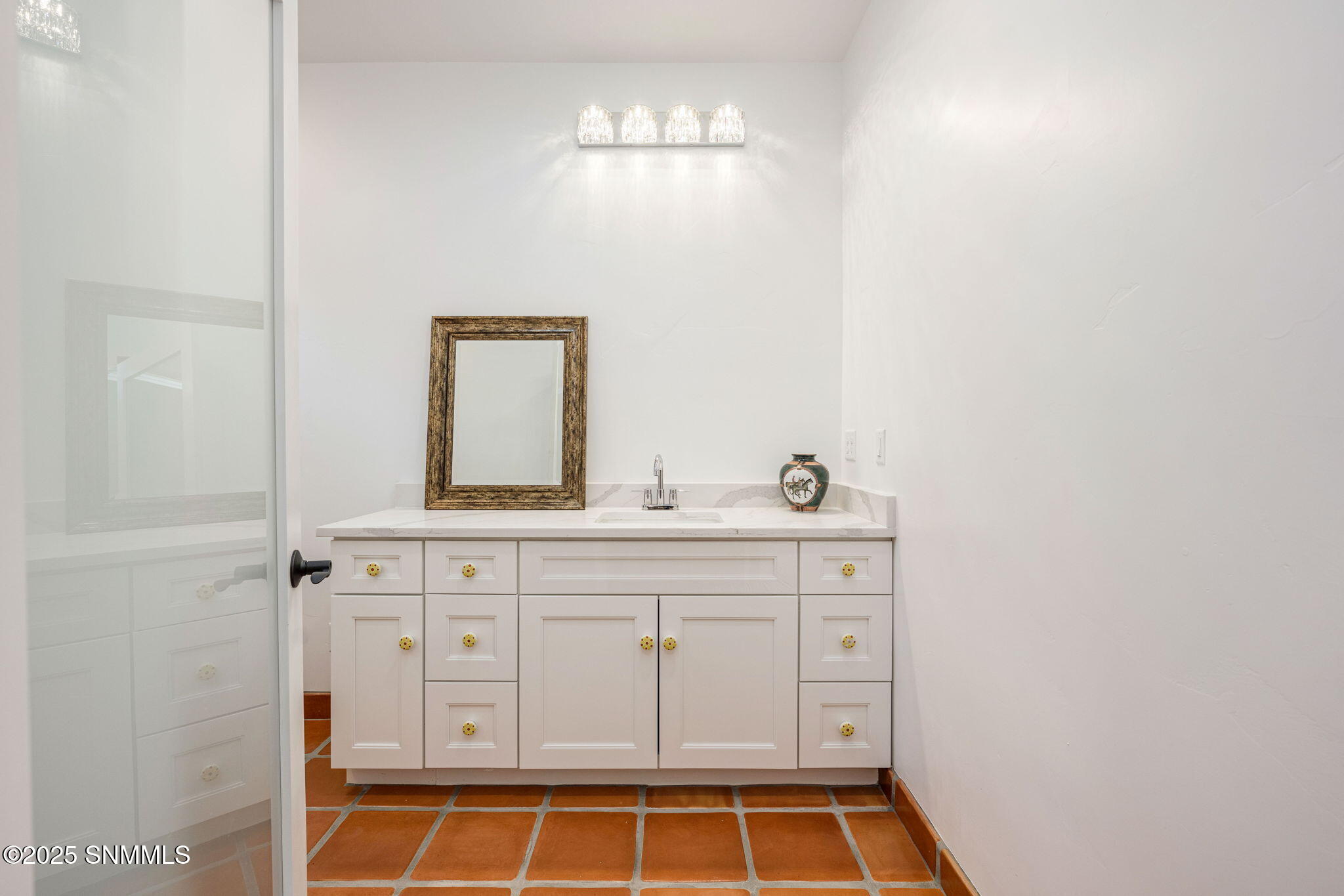 94-web-or-mls-Snappin Homes (Estrada3070