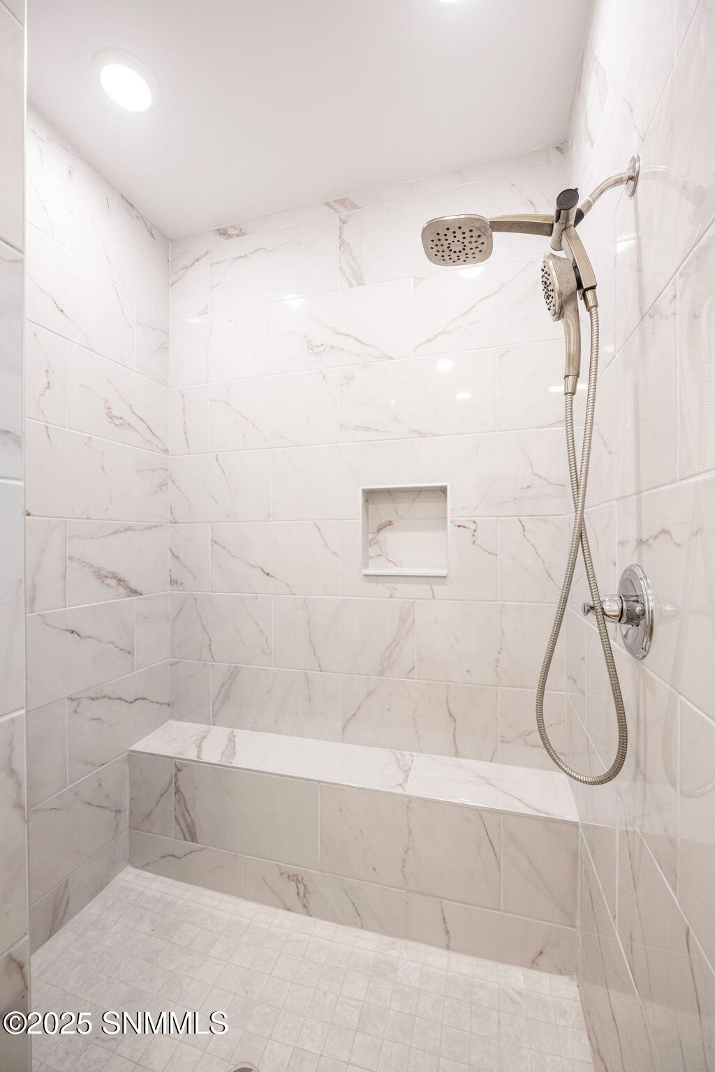 96-web-or-mls-Snappin Homes (Estrada3070