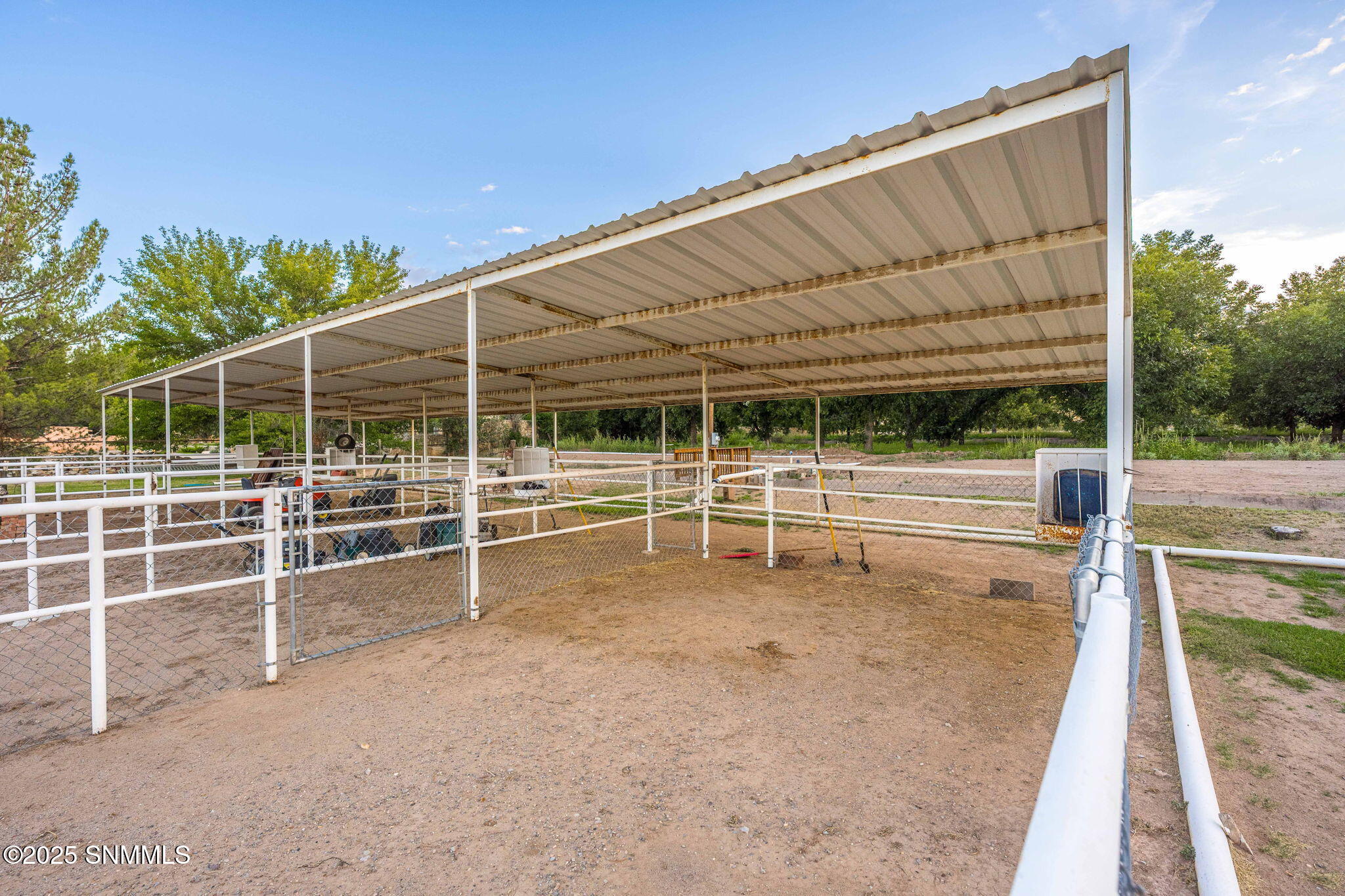 105-web-or-mls-Snappin Homes (Estrada307