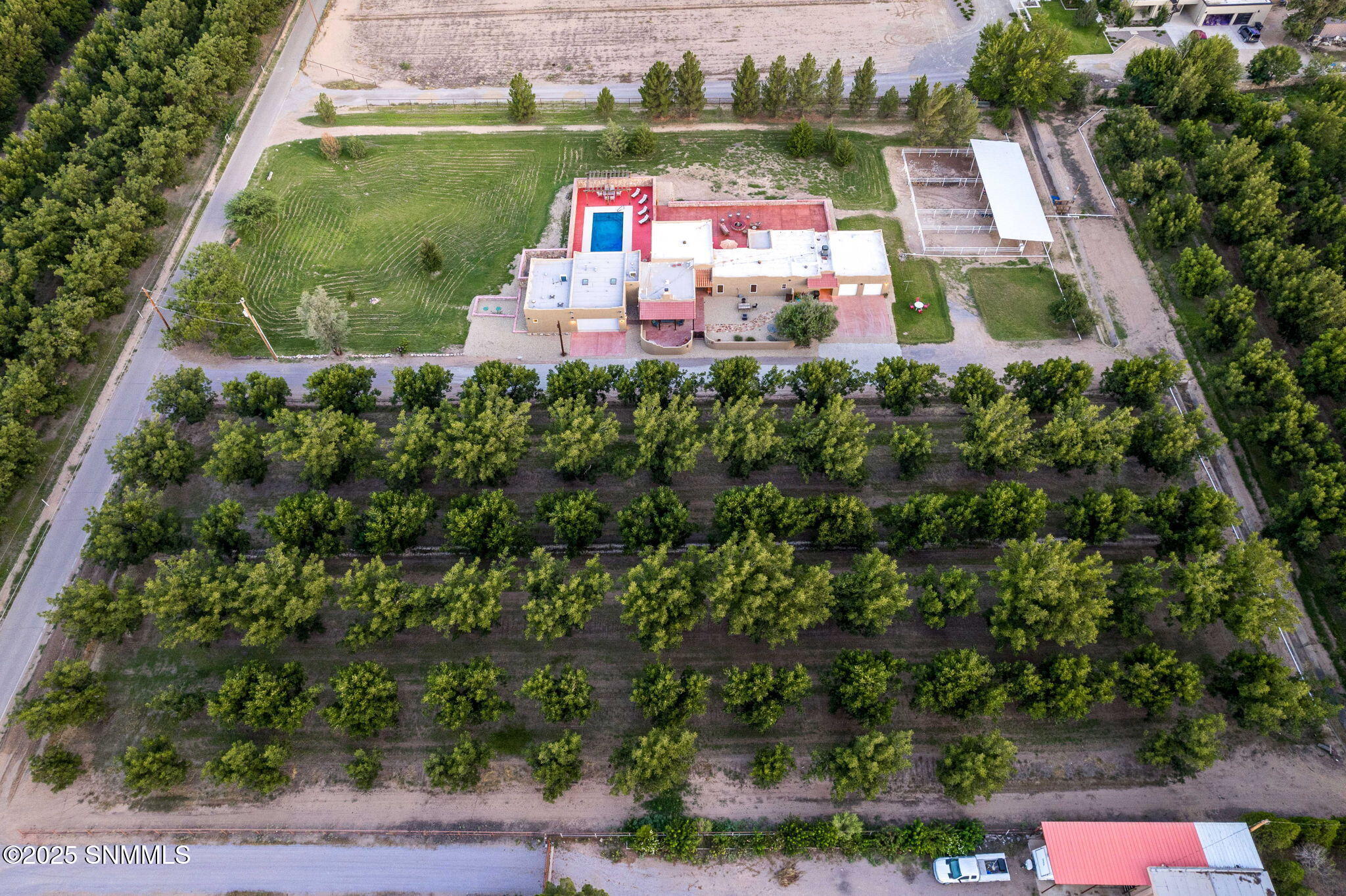 13-web-or-mls-Snappin Homes (Estrada3070