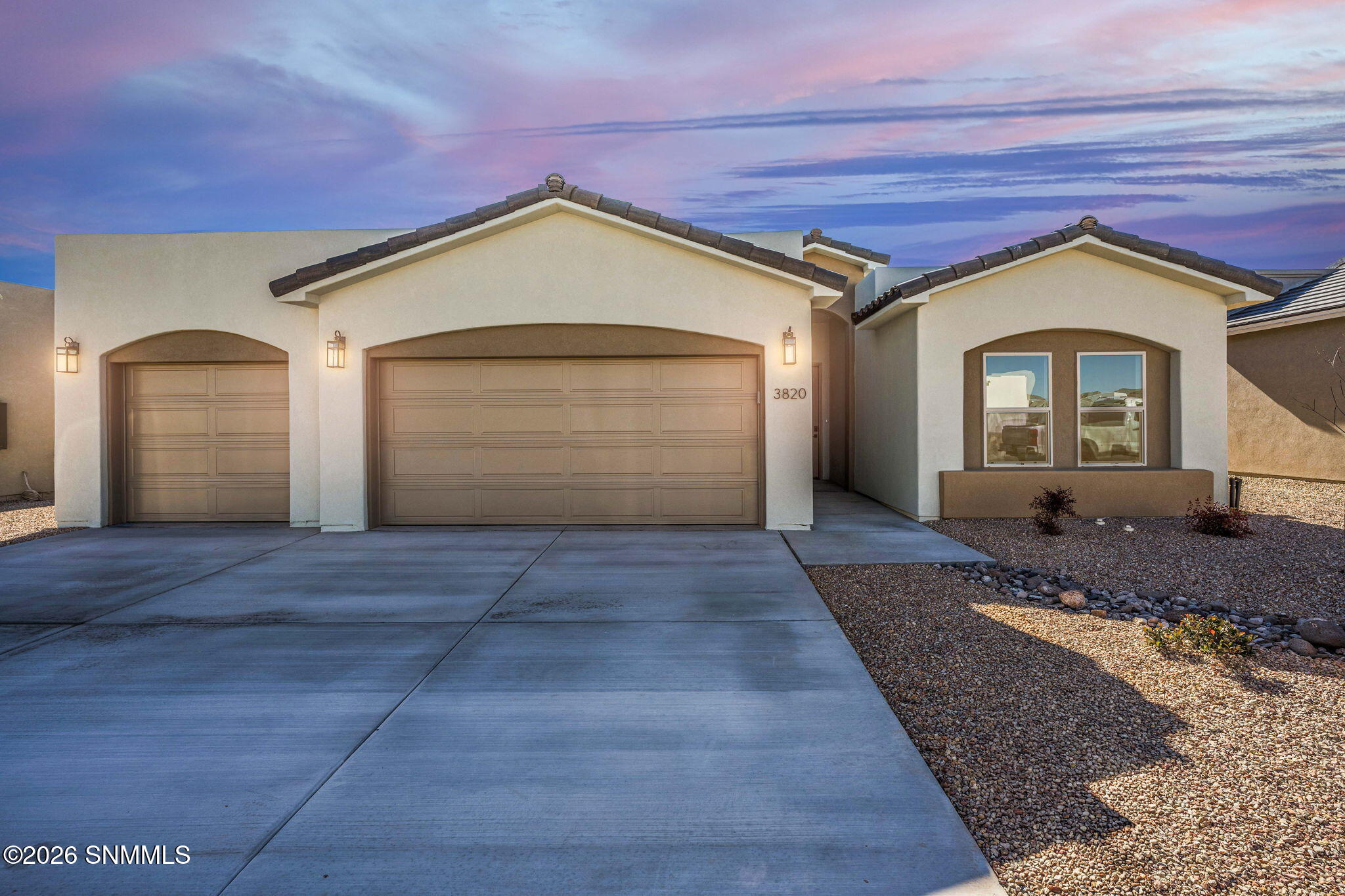 43-Snappin Homes (Portrait3820)-43