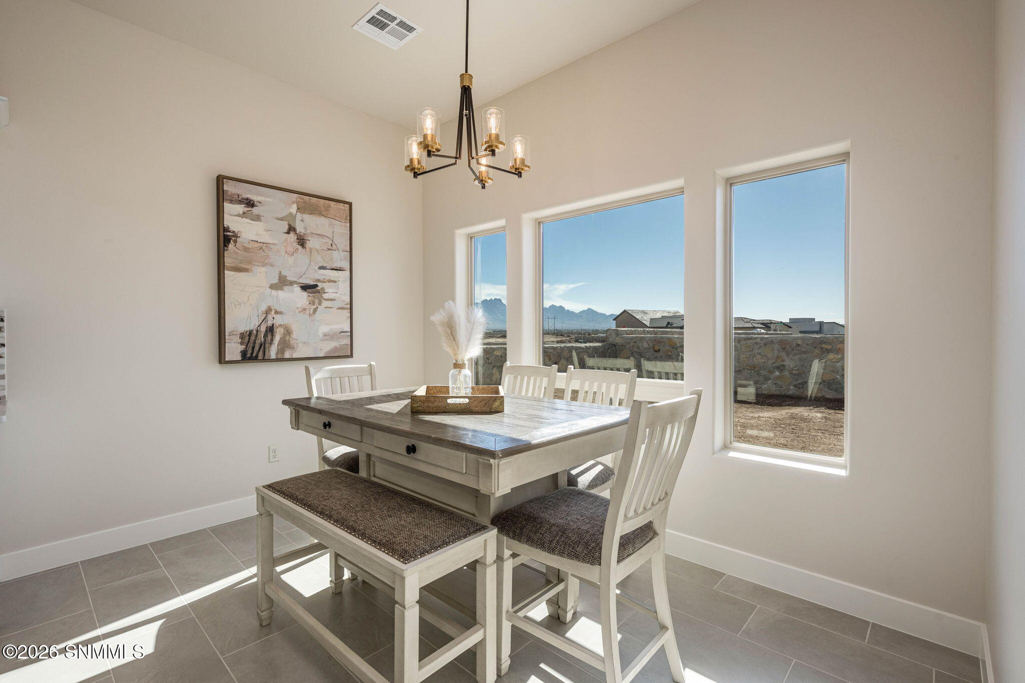 20-web-or-mls-Snappin Homes (Portrait382