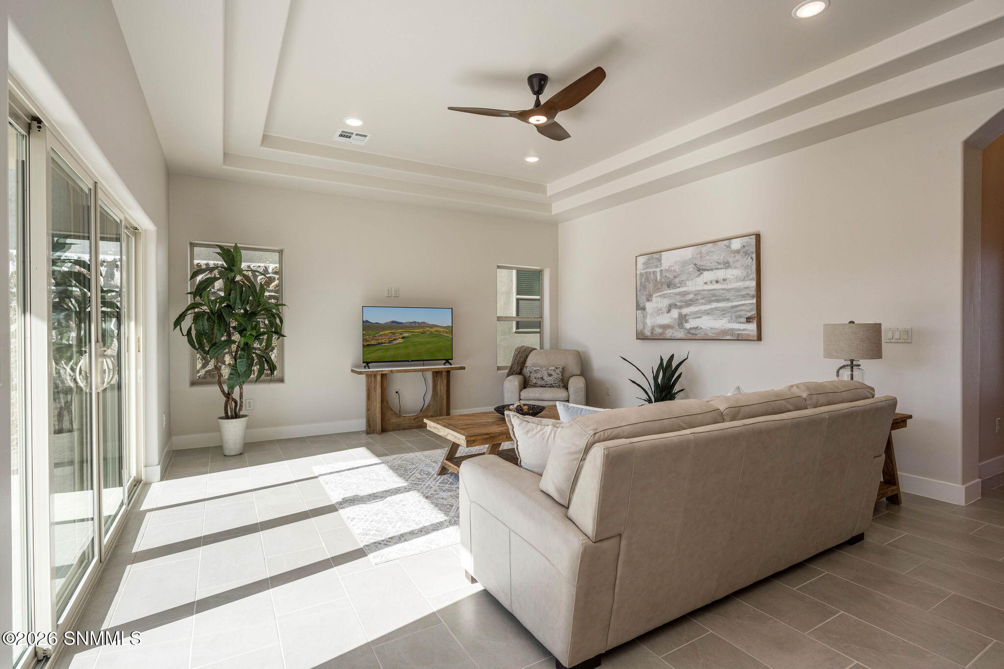 10-web-or-mls-Snappin Homes (Portrait382