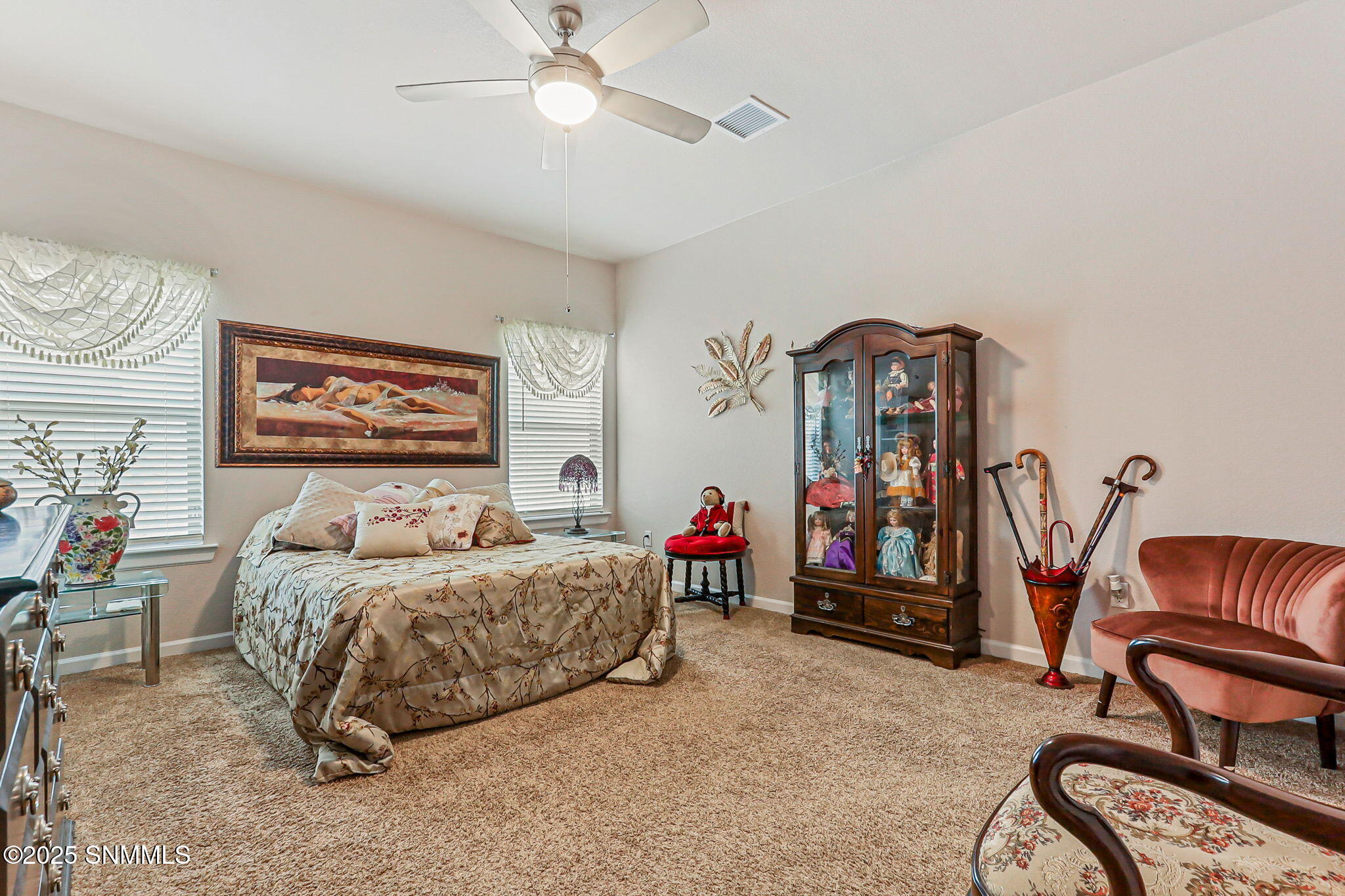 large-01993454-f20f-718e-9f89-5d813b536b