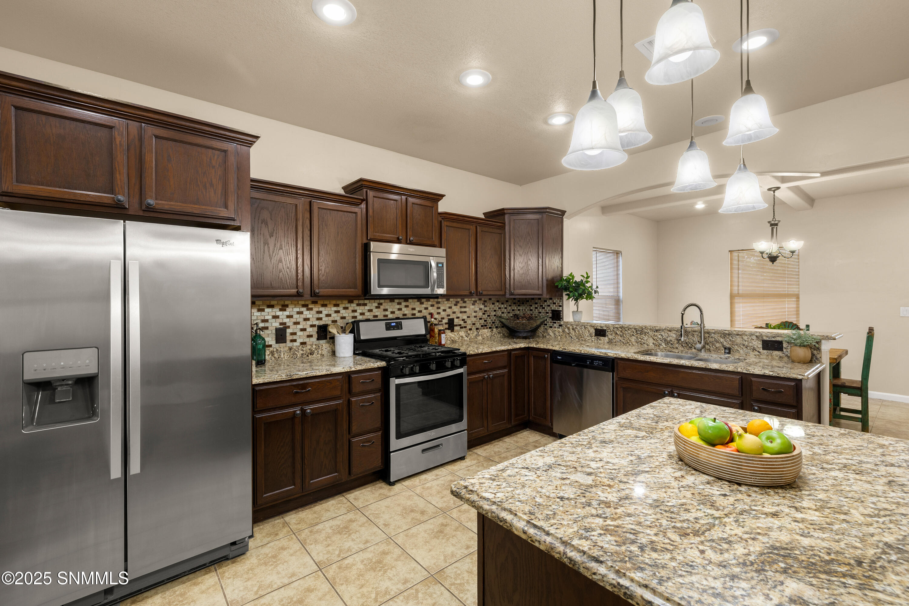 5826-Willet-MLS-Camera-Guy-9