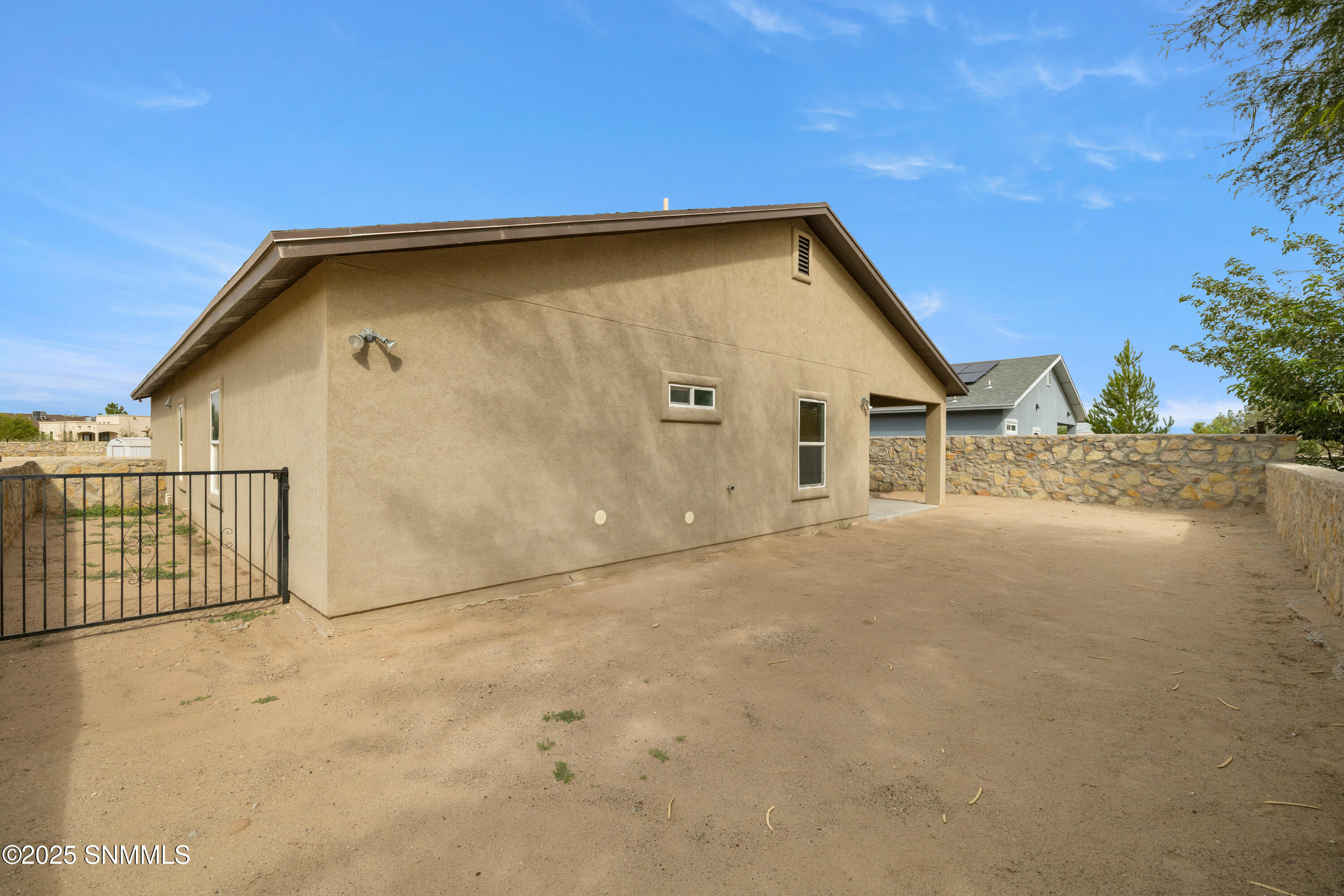 5826-Willet-MLS-Camera-Guy-30