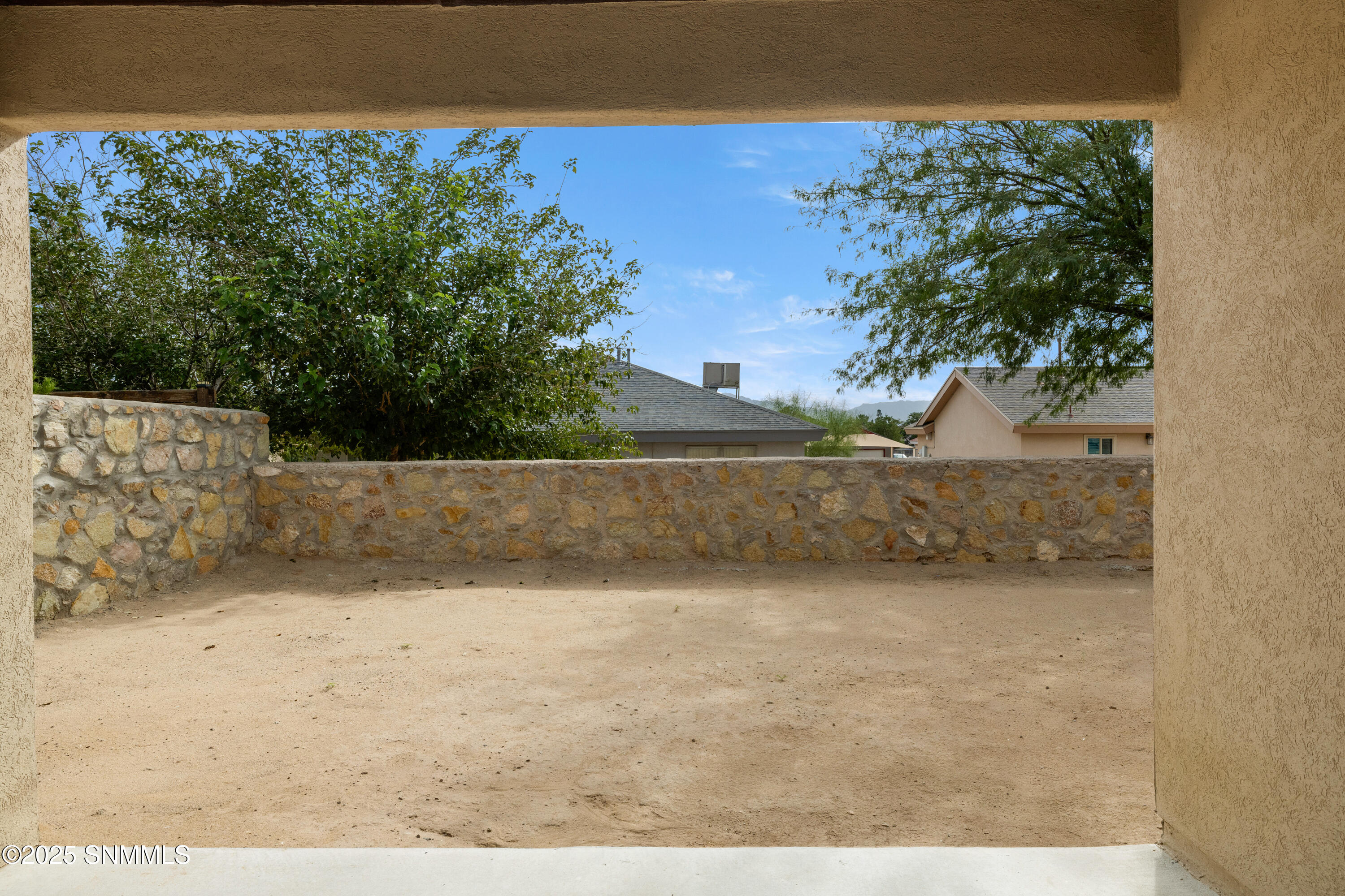 5826-Willet-MLS-Camera-Guy-28