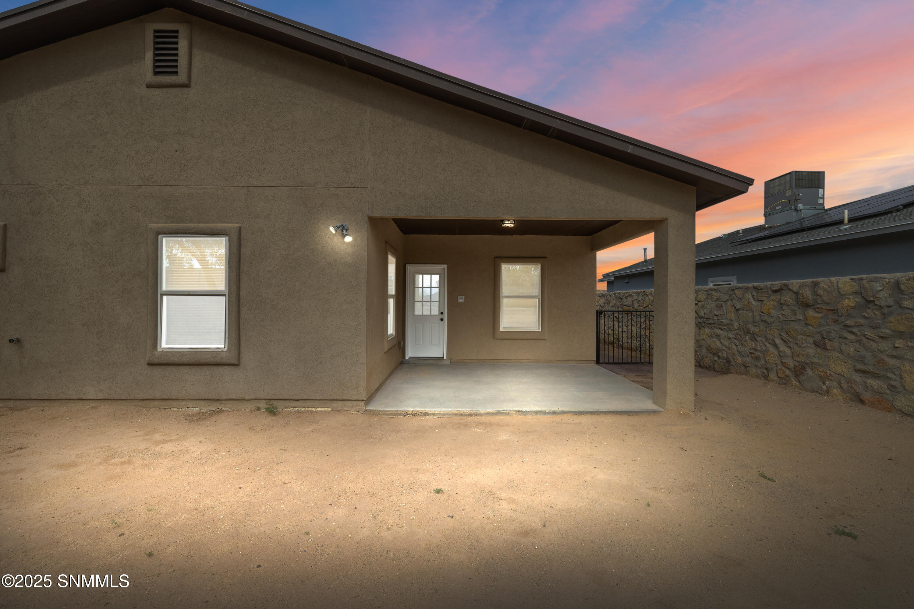 5826-Willet-MLS-Camera-Guy-32