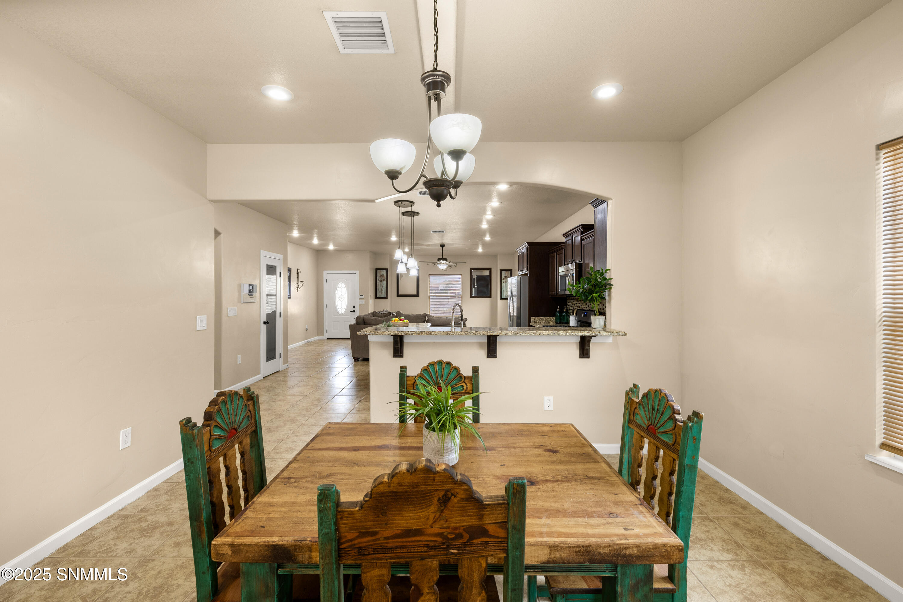 5826-Willet-MLS-Camera-Guy-11