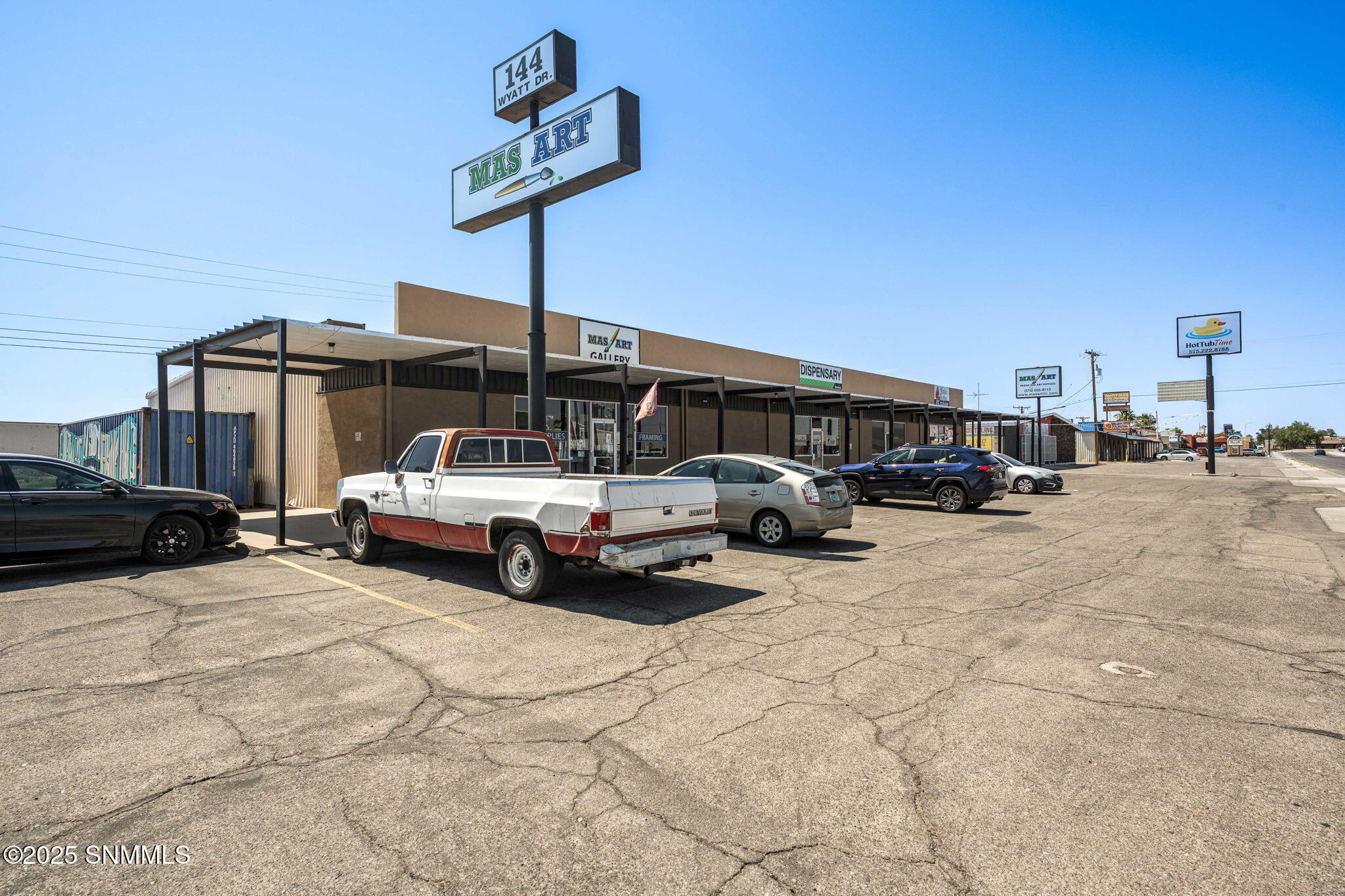 3-web-or-mls-Snappin Homes (Wyatt144)-3