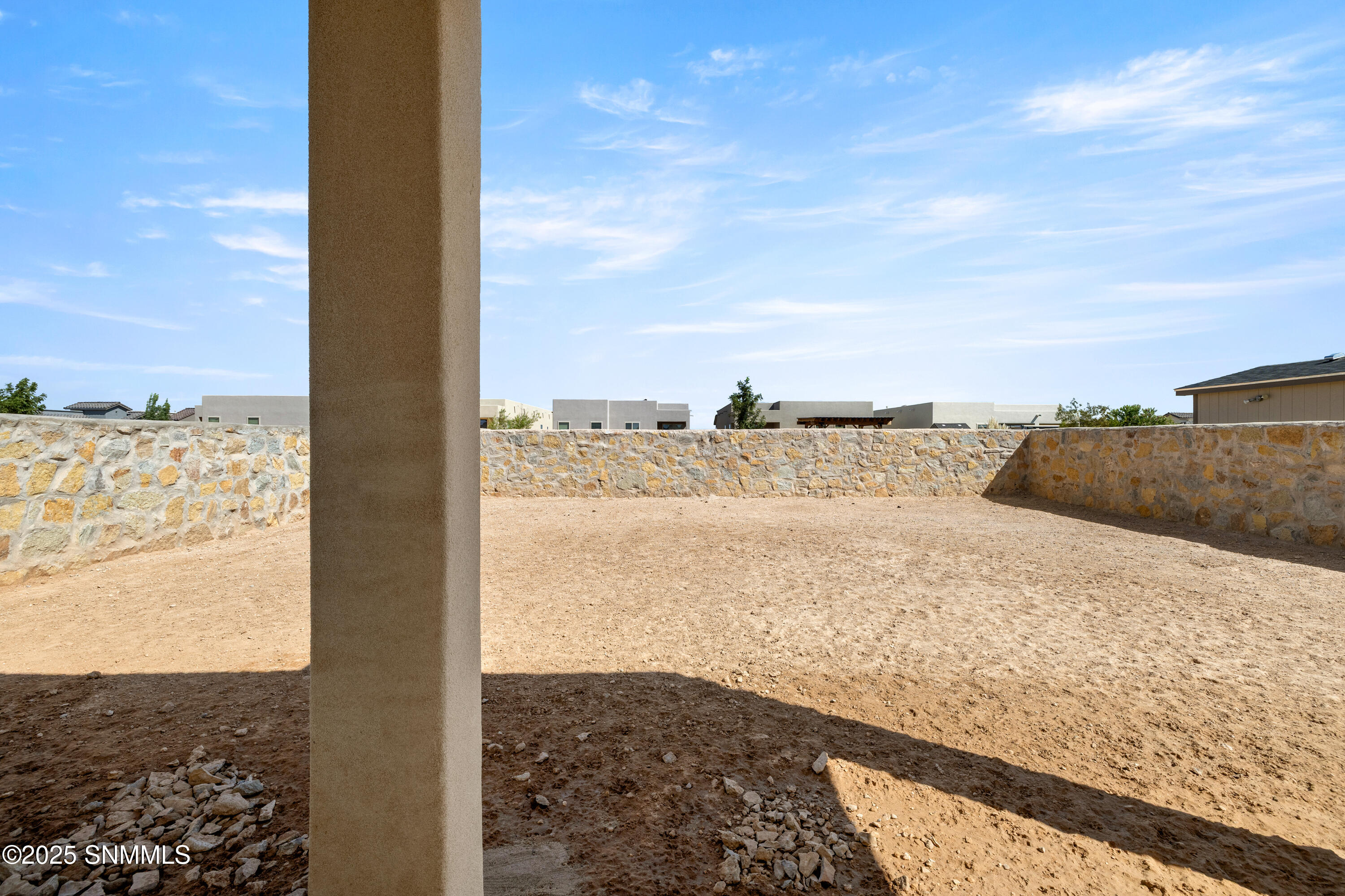 6274-Recoleta-MLS-Camera-Guy-32