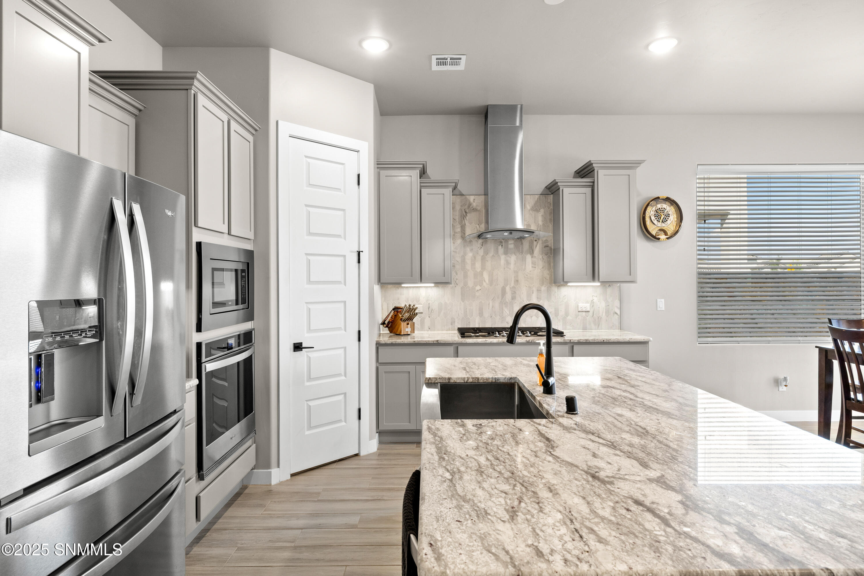 6274-Recoleta-MLS-Camera-Guy-6