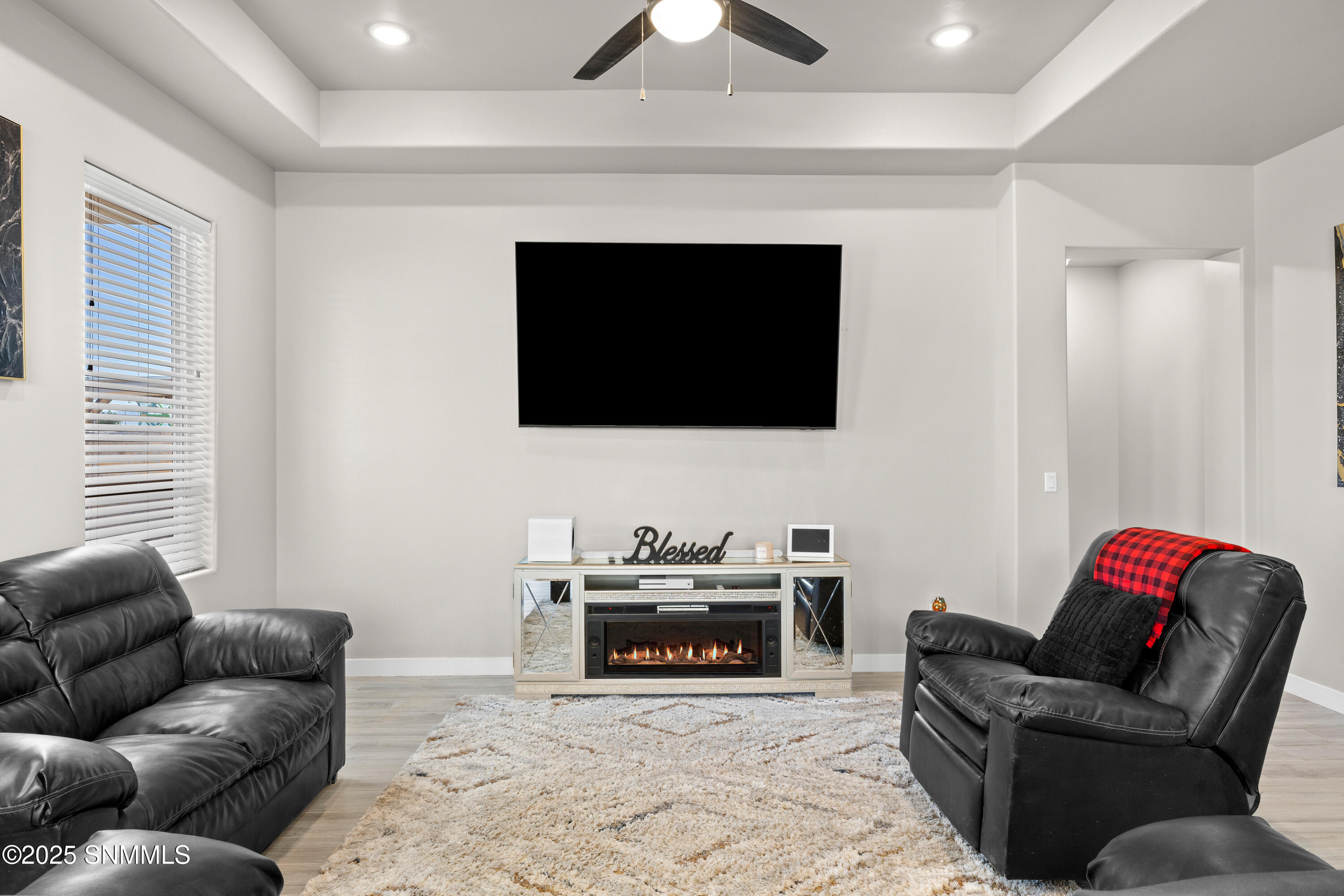 6274-Recoleta-MLS-Camera-Guy-9