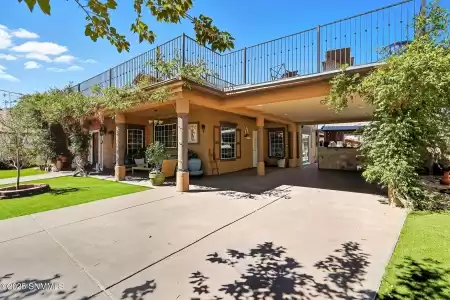 720 Las Cruces Avenue, Las Cruces, New Mexico 88005, 4 Bedrooms Bedrooms, ,4 BathroomsBathrooms,Residential,For Sale,Las Cruces,2502987