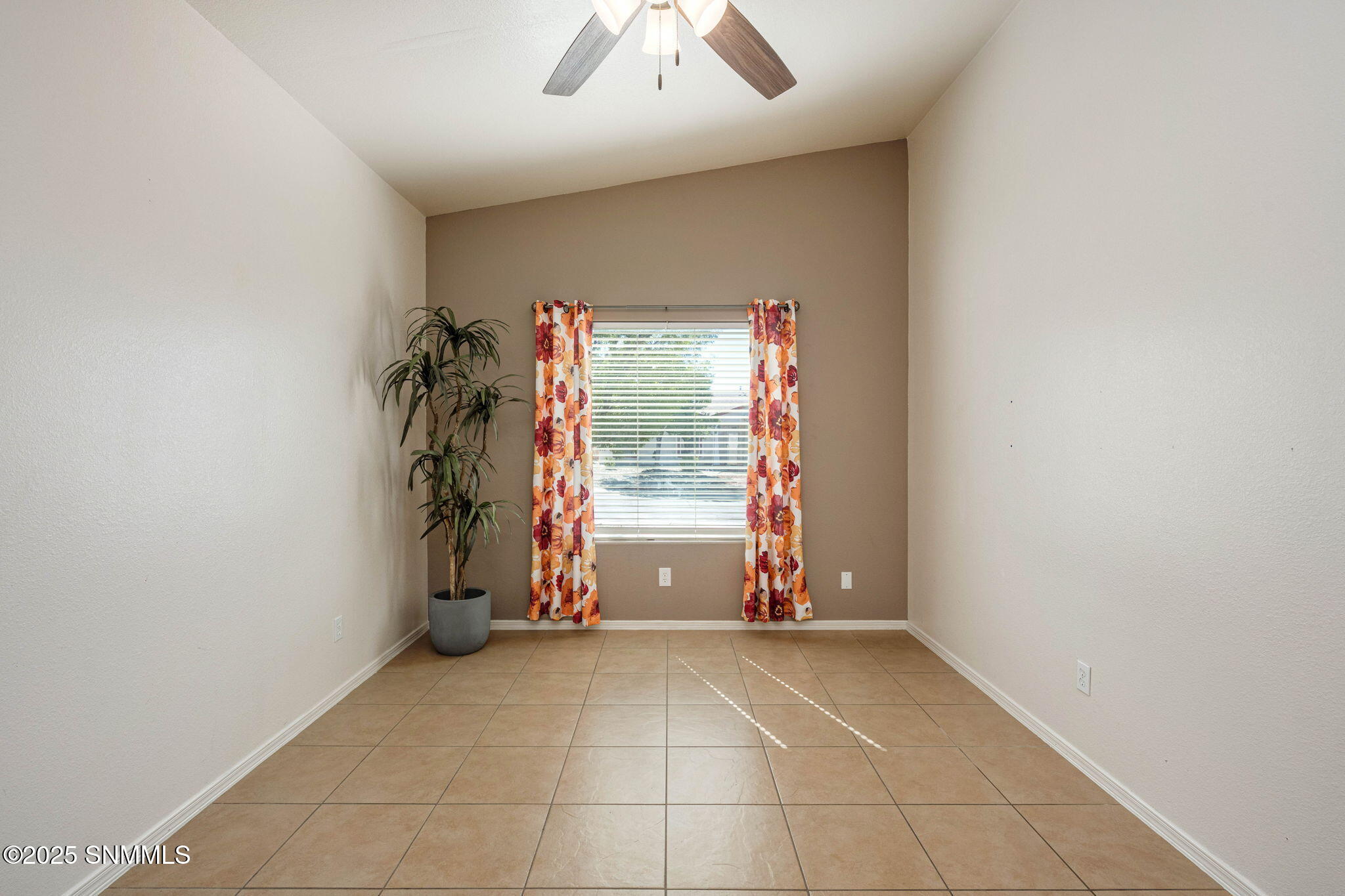 30-web-or-mls-Snappin Homes (TurkeyKnob1