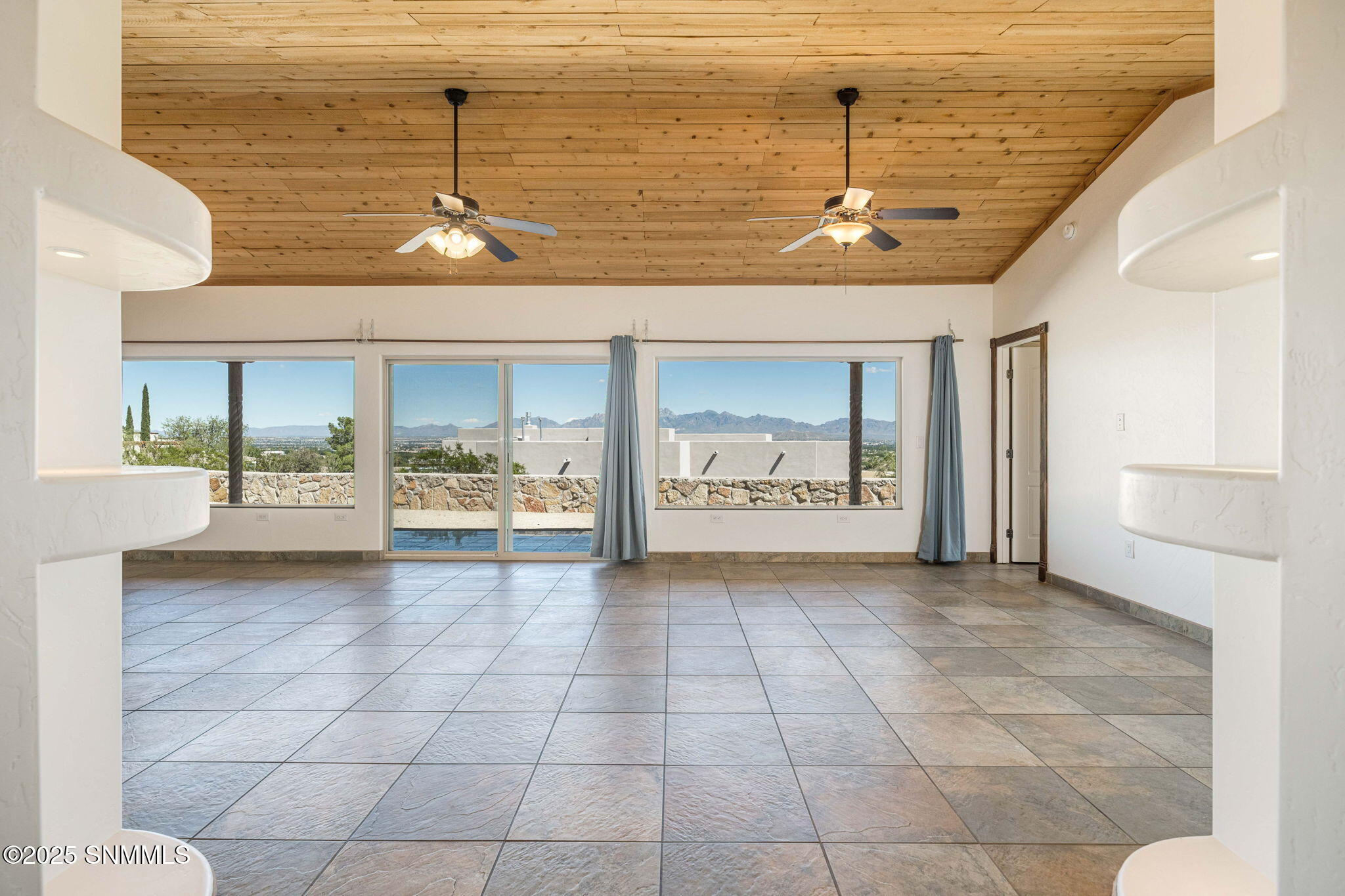 9-web-or-mls-Snappin Homes (RedWolf5585)