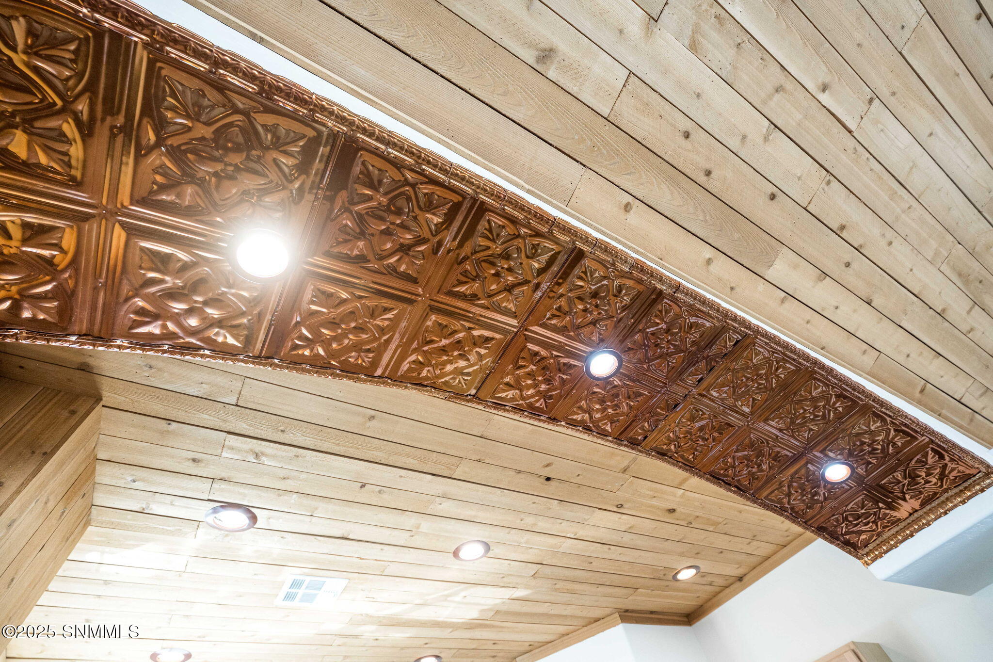 25-web-or-mls-Snappin Homes (RedWolf5585