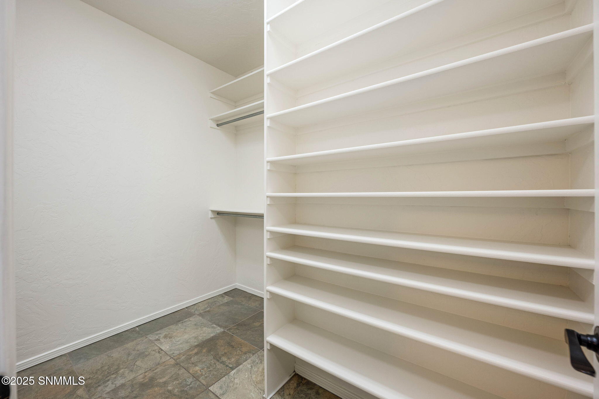 32-web-or-mls-Snappin Homes (RedWolf5585