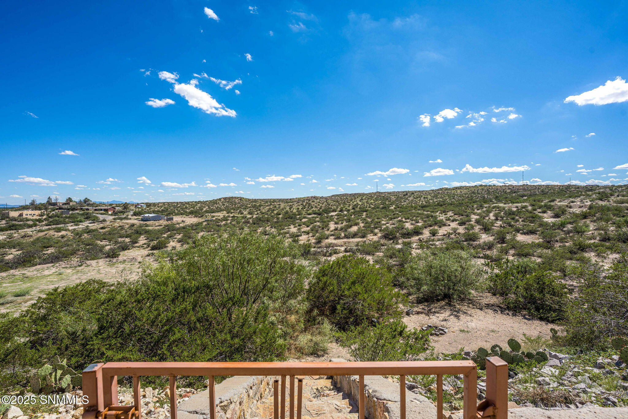 50-web-or-mls-Snappin Homes (RedWolf5585