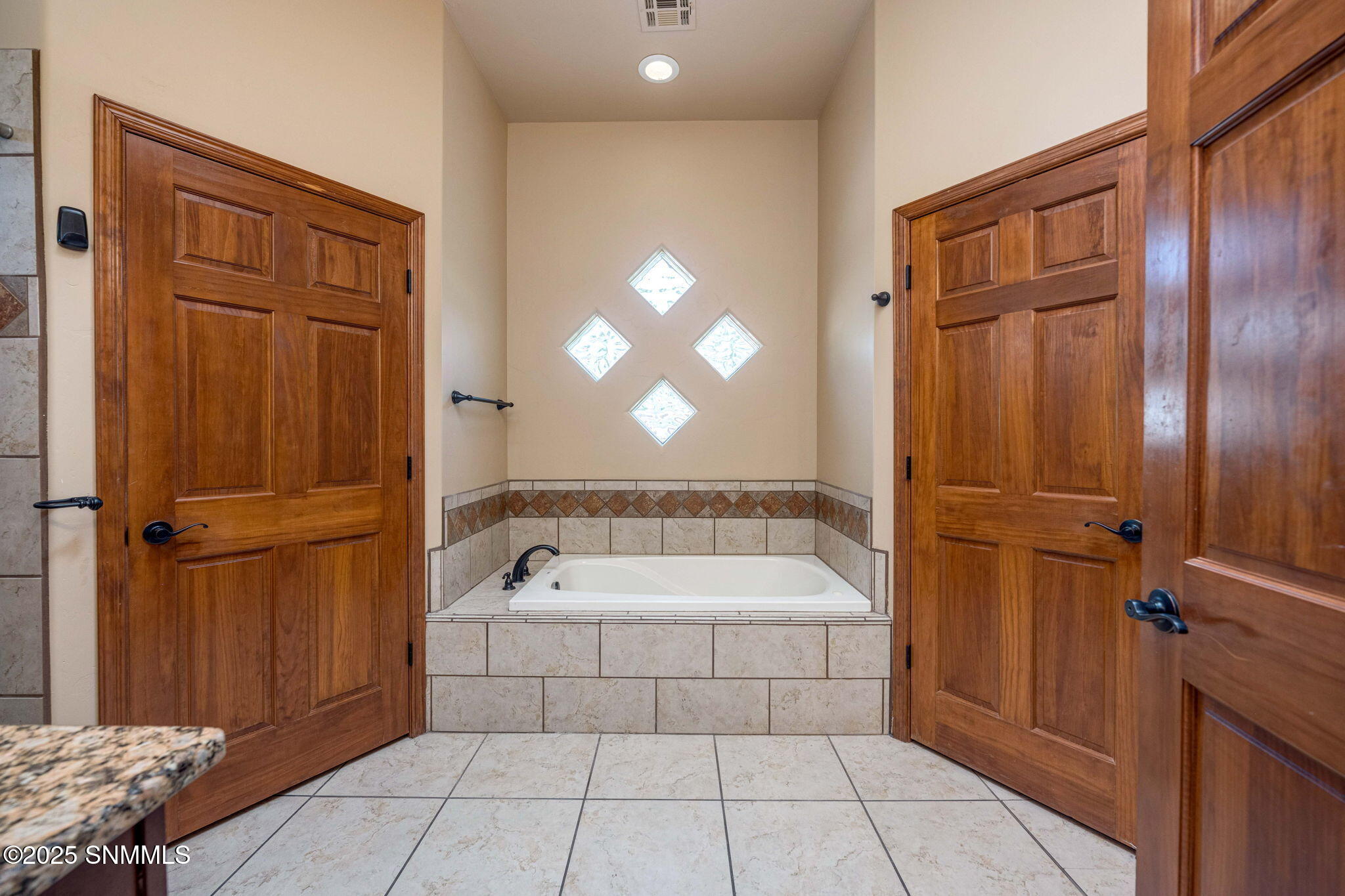 27-web-or-mls-Snappin Homes (BellaSierra