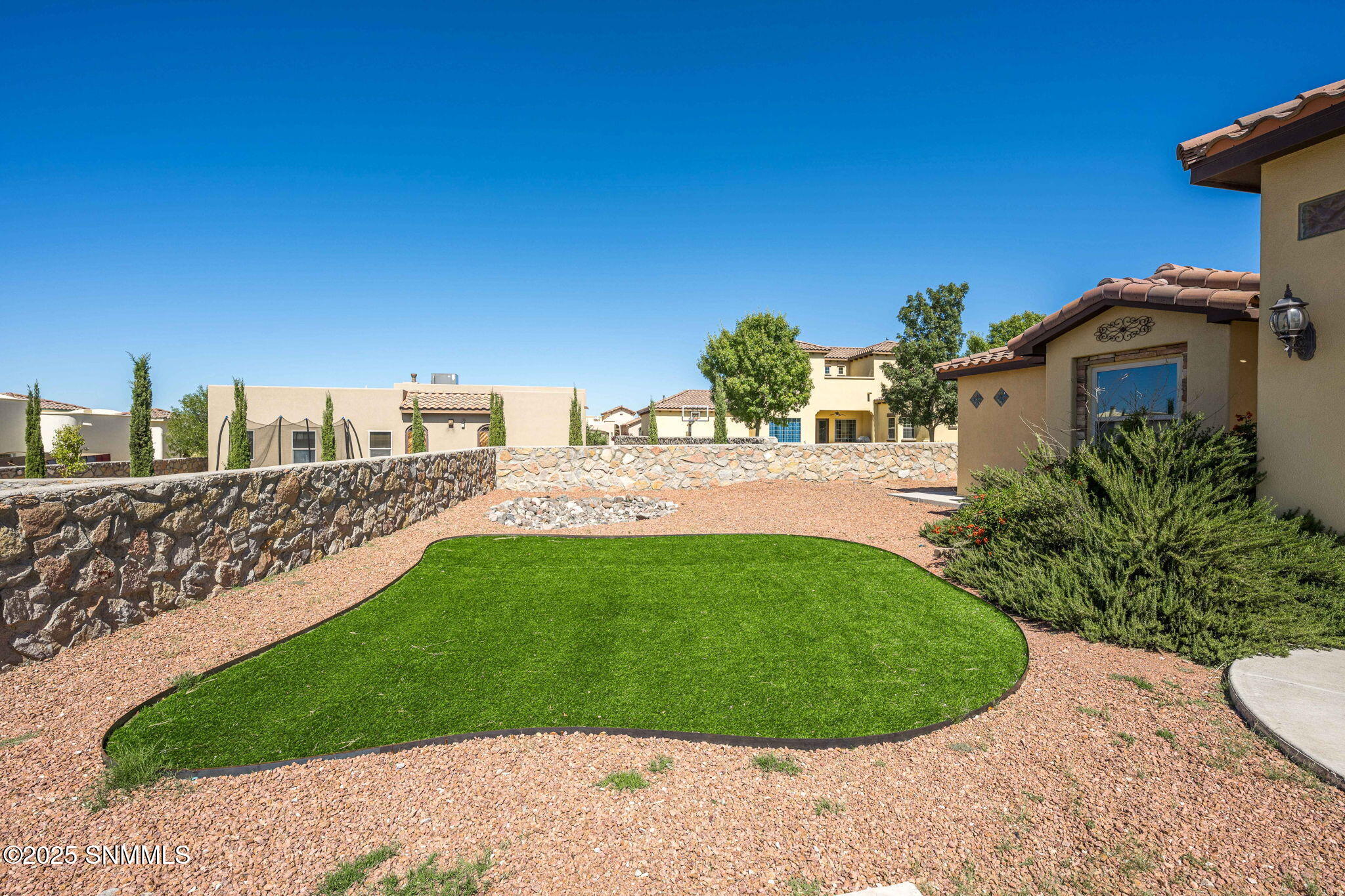 53-web-or-mls-Snappin Homes (BellaSierra