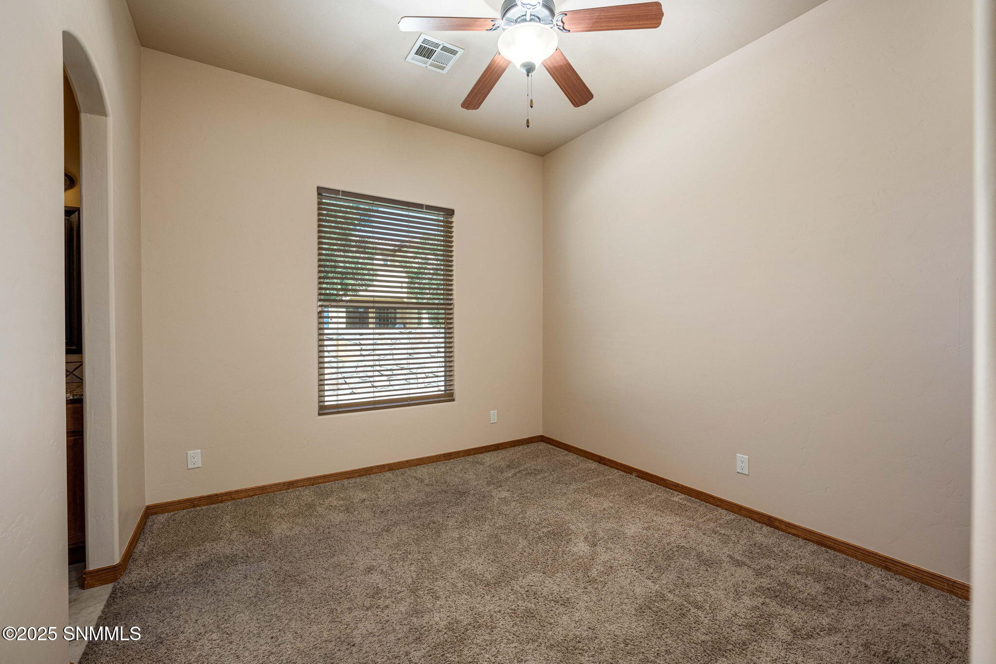 35-web-or-mls-Snappin Homes (BellaSierra