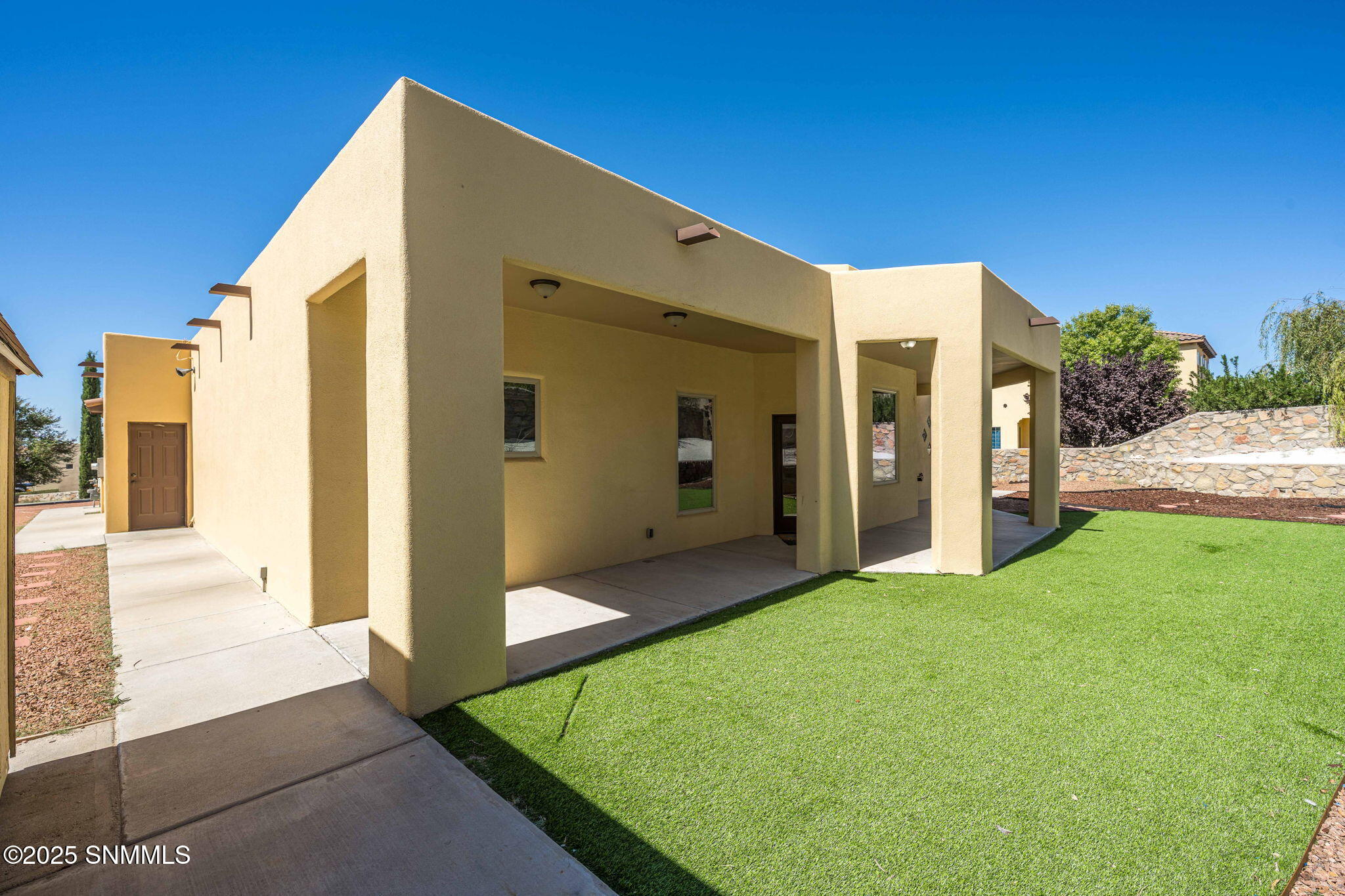 47-web-or-mls-Snappin Homes (BellaSierra