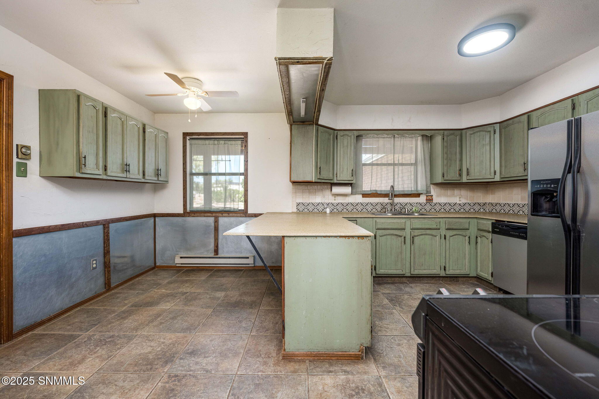 11-web-or-mls-Snappin Homes (WillowCreek