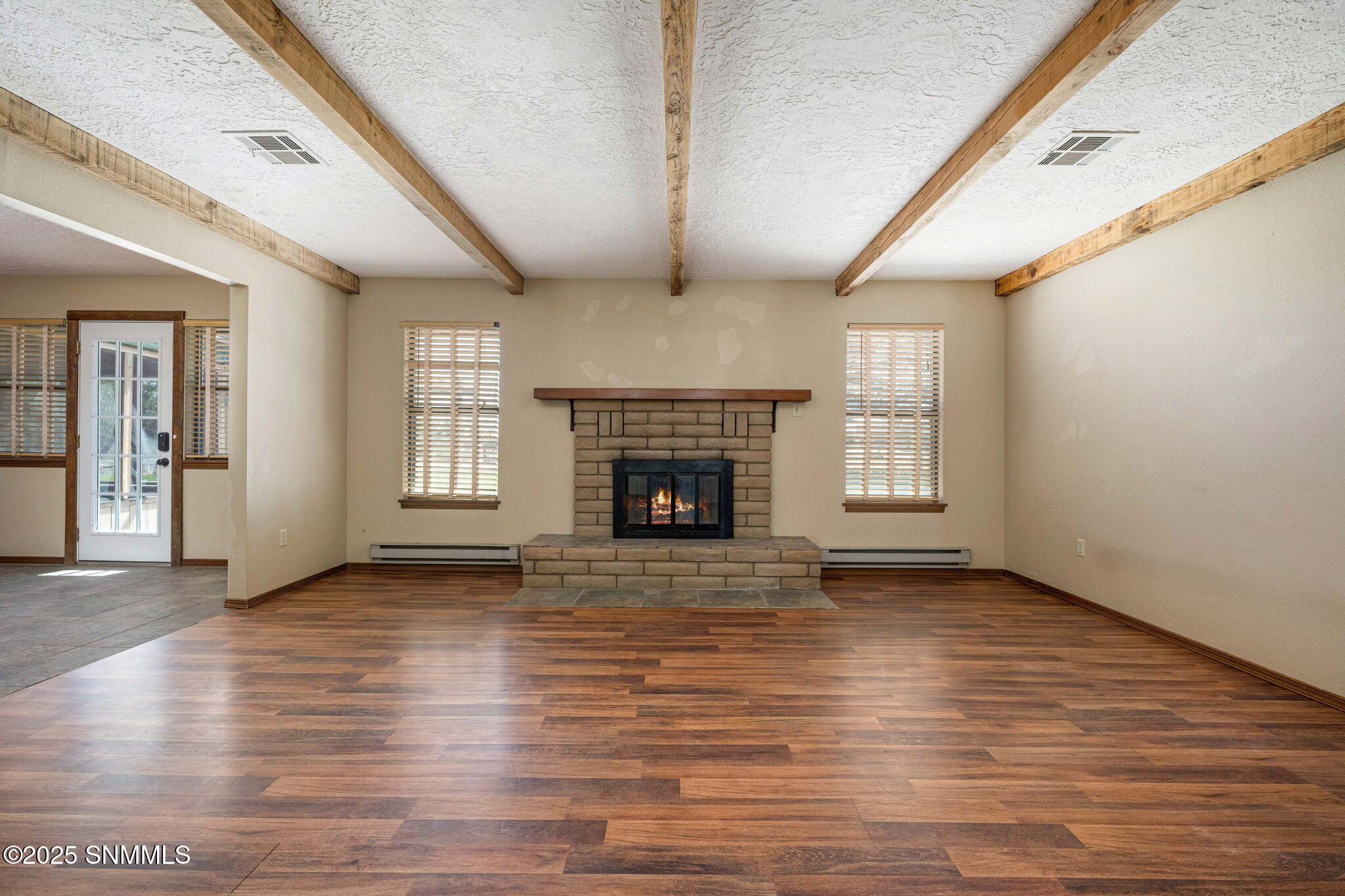 7-web-or-mls-Snappin Homes (WillowCreek2