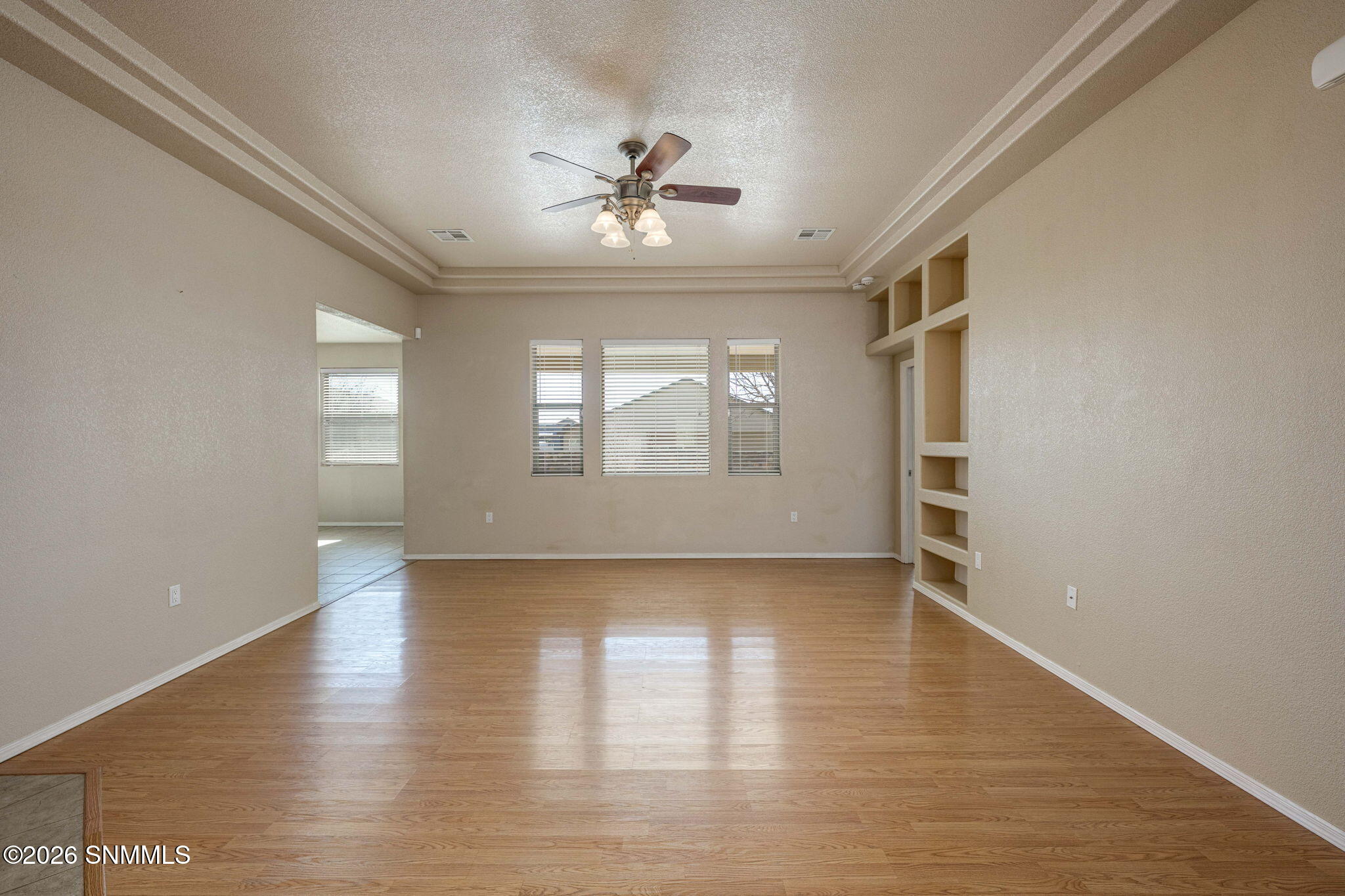 2-web-or-mls-Snappin Homes (MesaCentral4