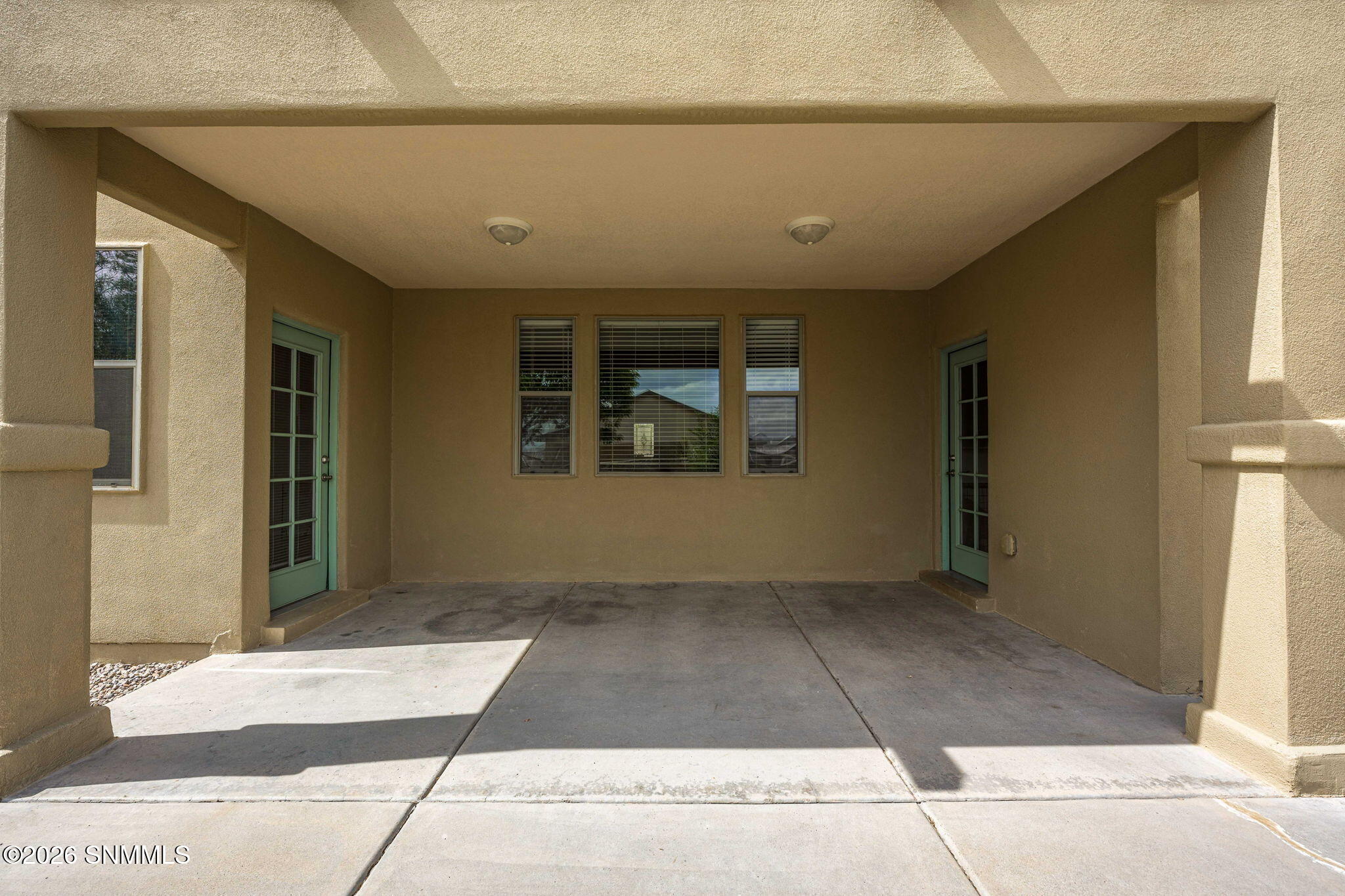 8-web-or-mls-Snappin Homes (MesaCentral4