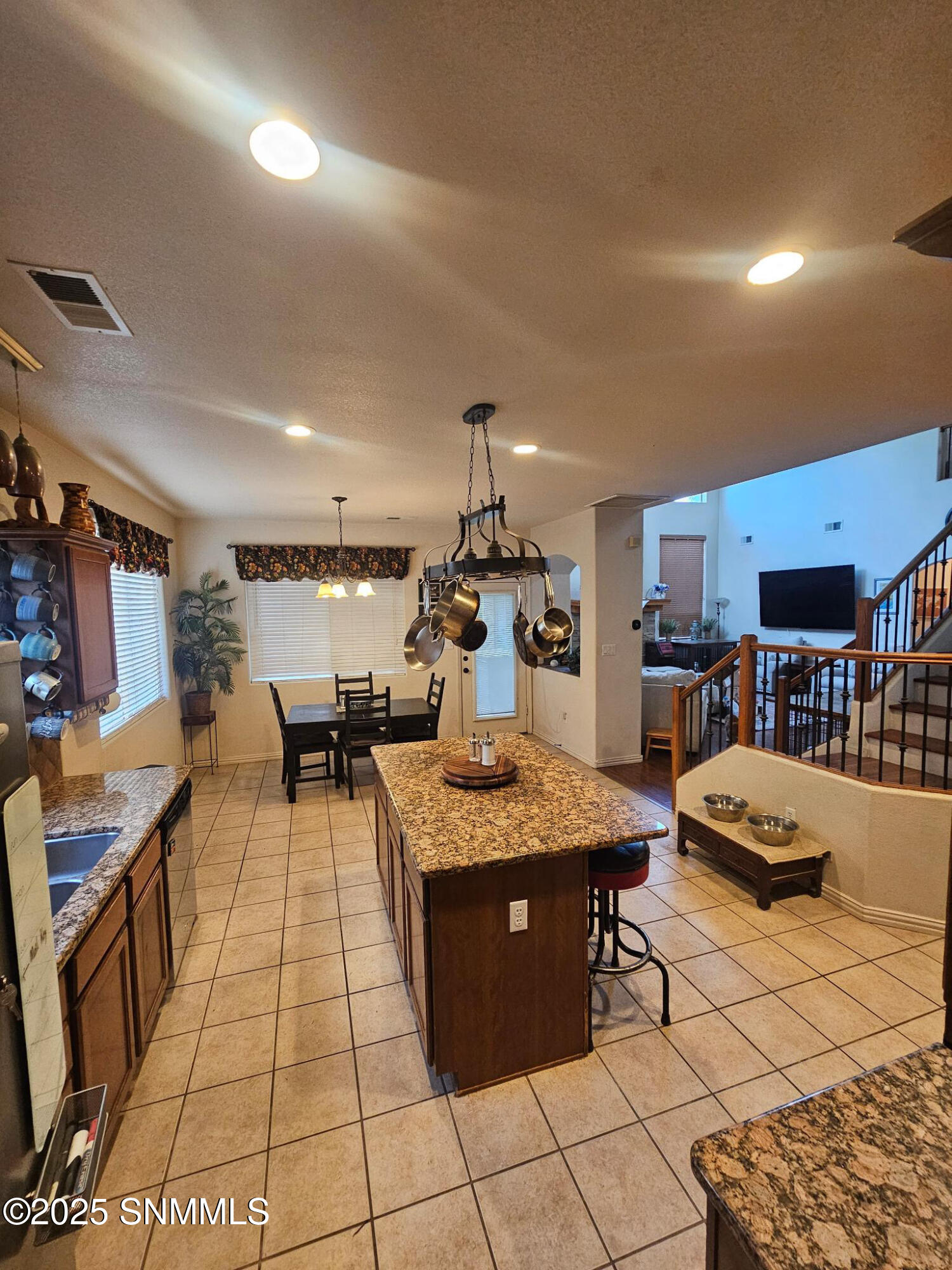 signal-2025-09-27-095609_023