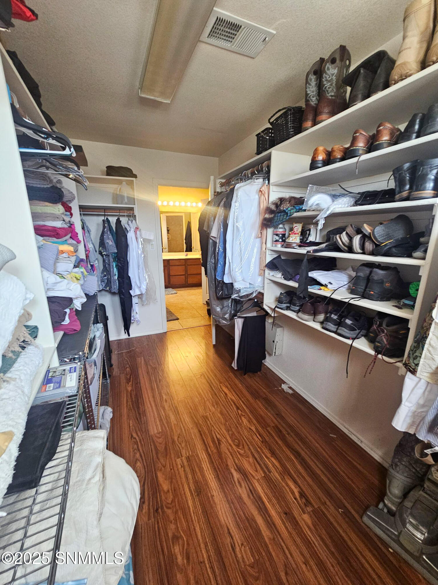 signal-2025-09-27-095601_023