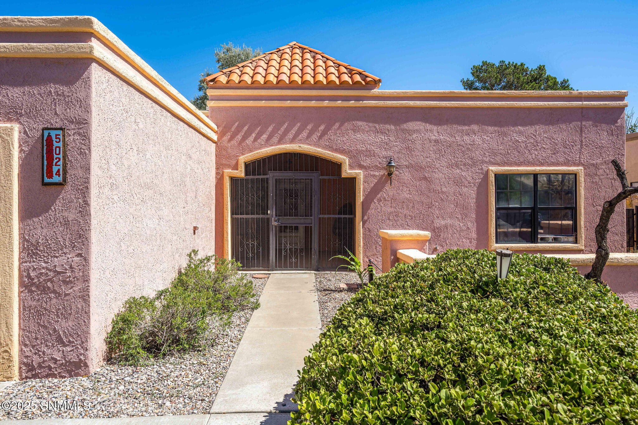 4-web-or-mls-Snappin Homes (MoonShadow50