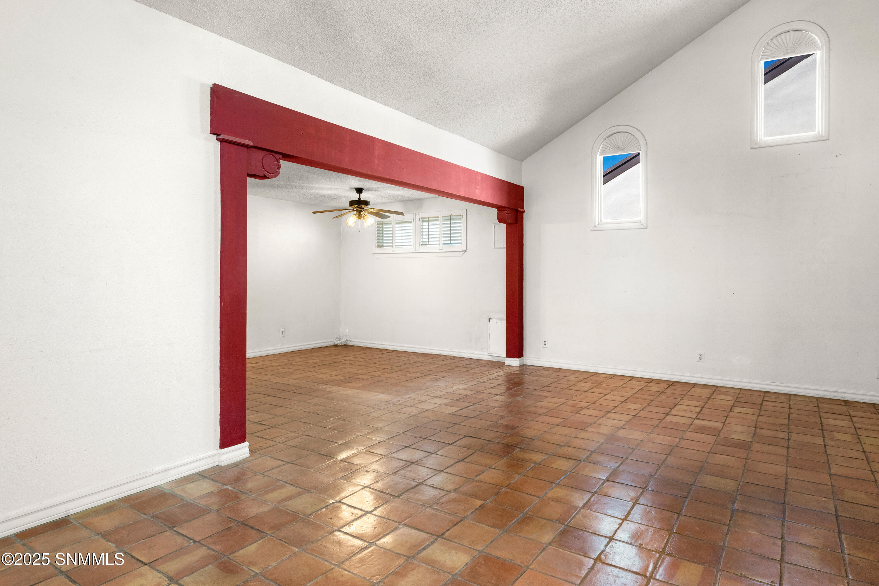 136-Feathermoon-MLS-Camera-Guy-15